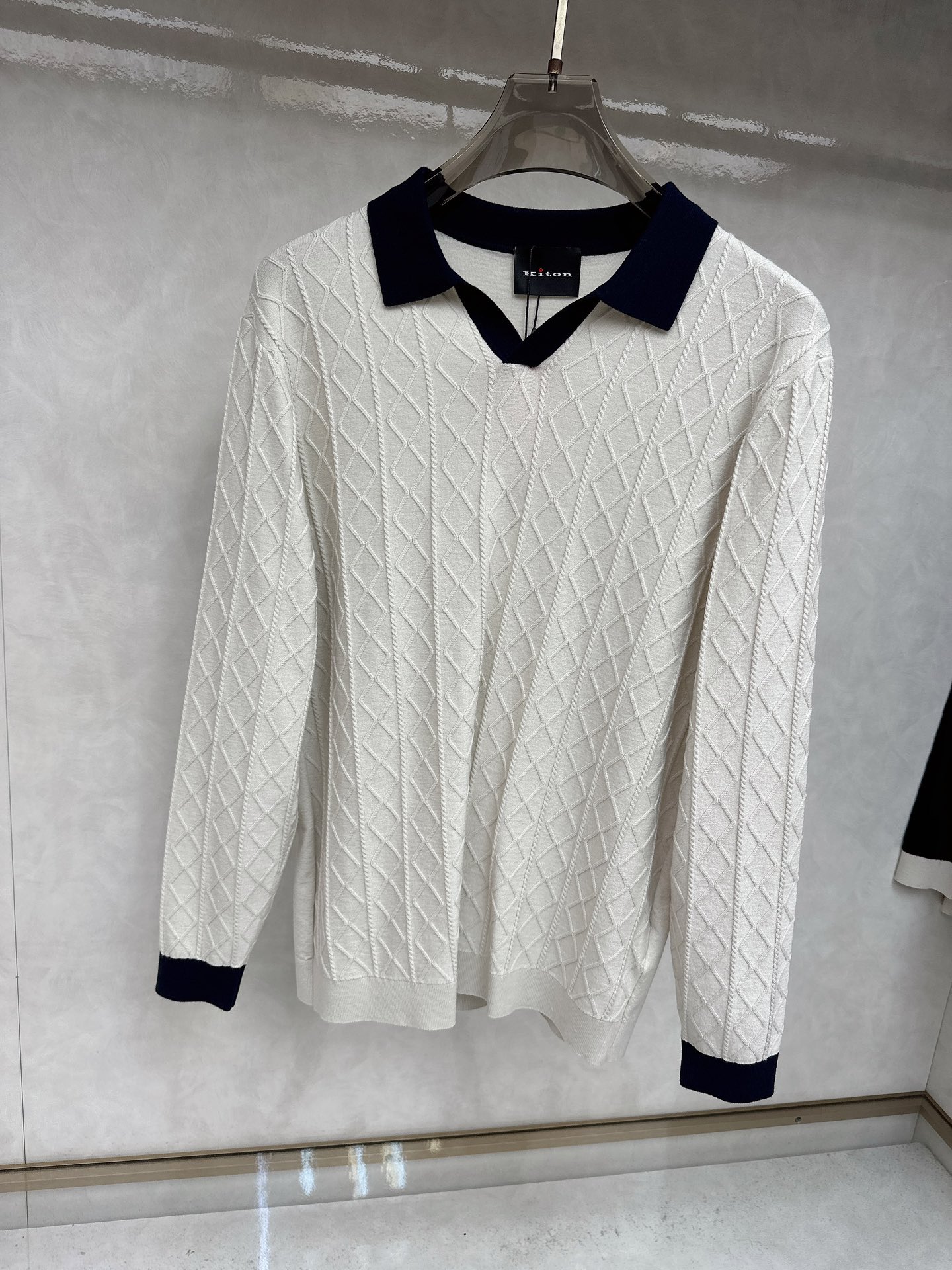  KITON💥独家专供最新时尚秋冬针织毛衣 经典设计感与颜值爆棚的外套，品质更是无法挑剔品控可以直接入手