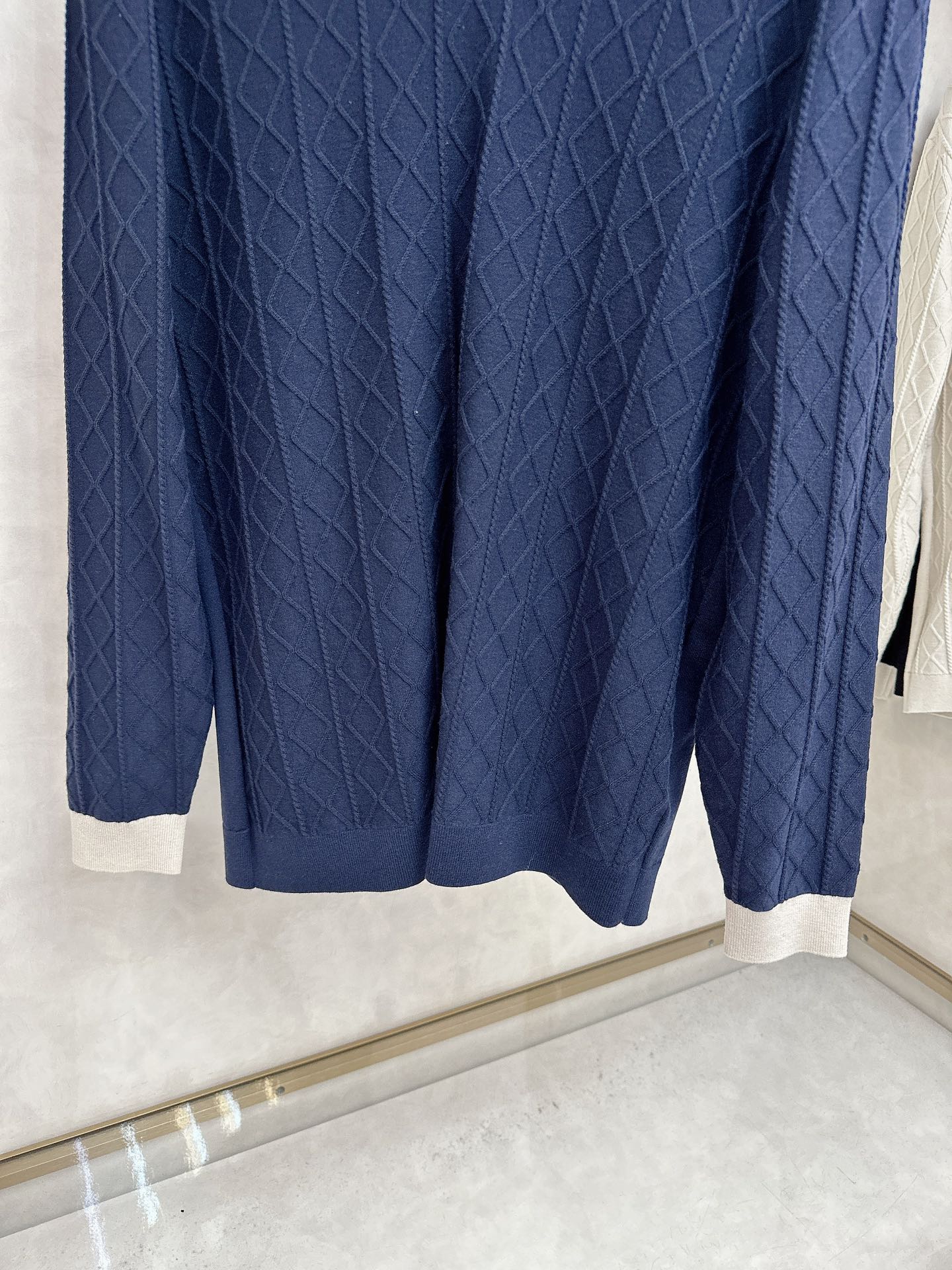  KITON💥独家专供最新时尚秋冬针织毛衣 经典设计感与颜值爆棚的外套，品质更是无法挑剔品控可以直接入手