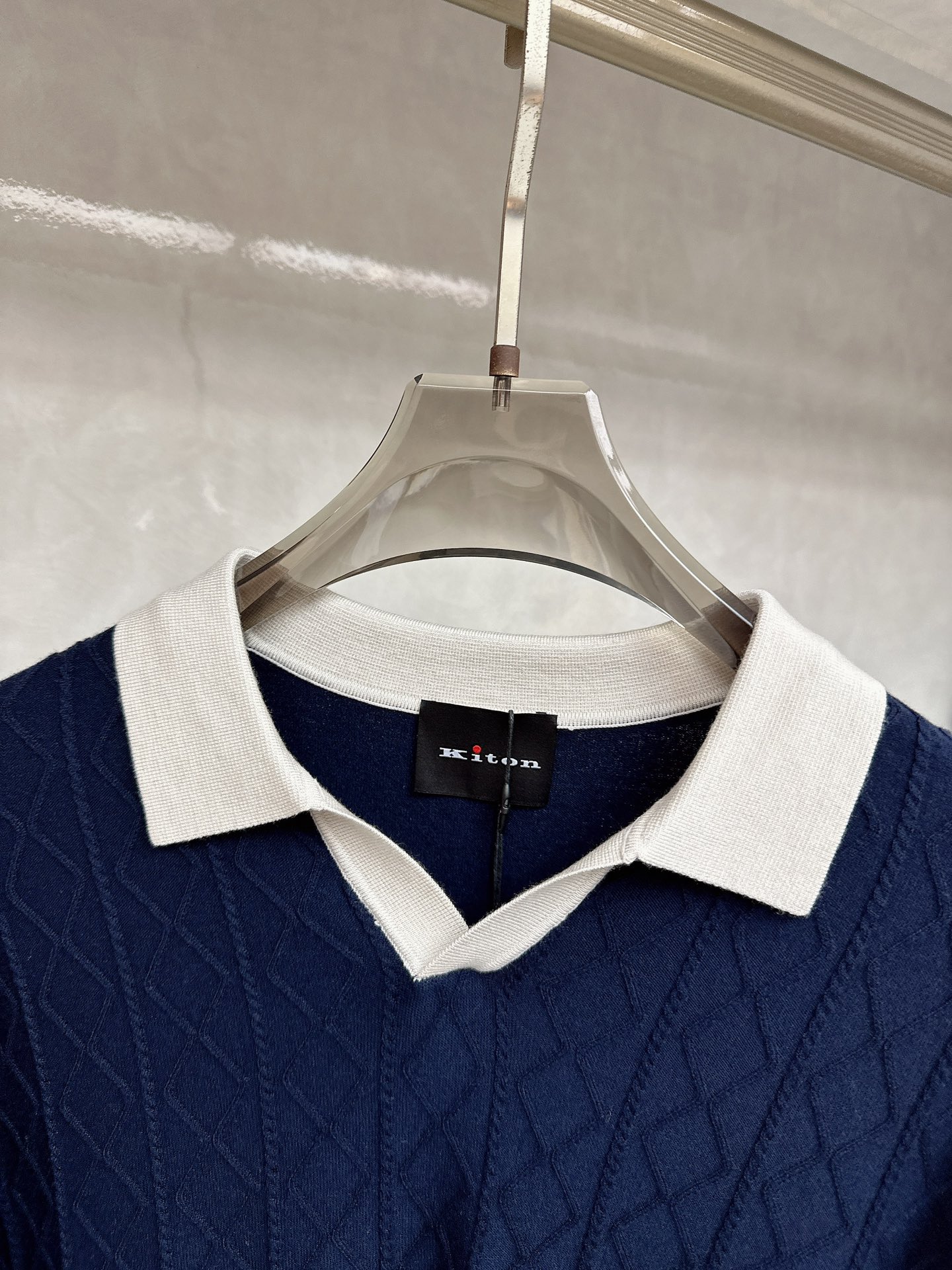  KITON💥独家专供最新时尚秋冬针织毛衣 经典设计感与颜值爆棚的外套，品质更是无法挑剔品控可以直接入手