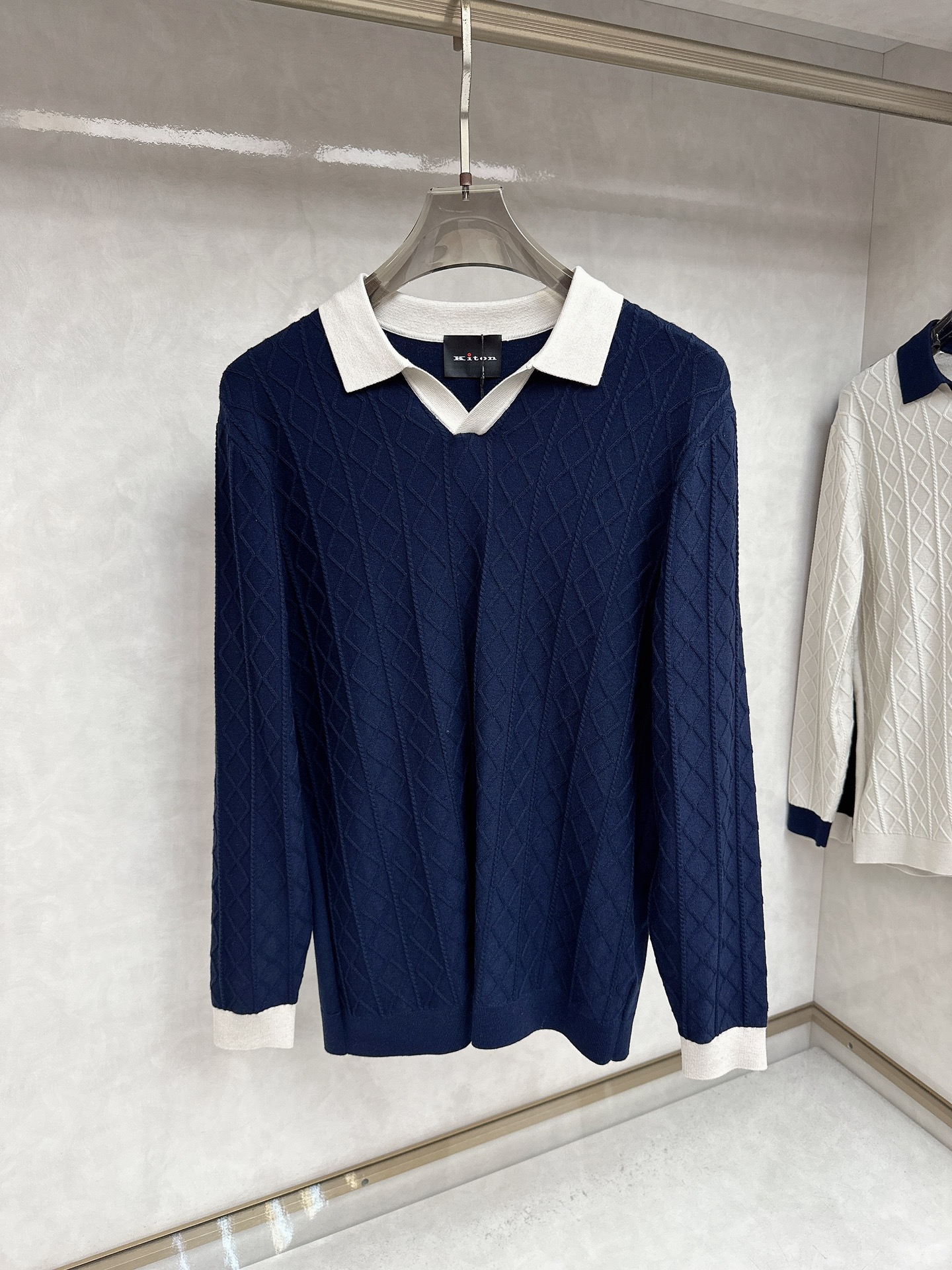  KITON💥独家专供最新时尚秋冬针织毛衣 经典设计感与颜值爆棚的外套，品质更是无法挑剔品控可以直接入手