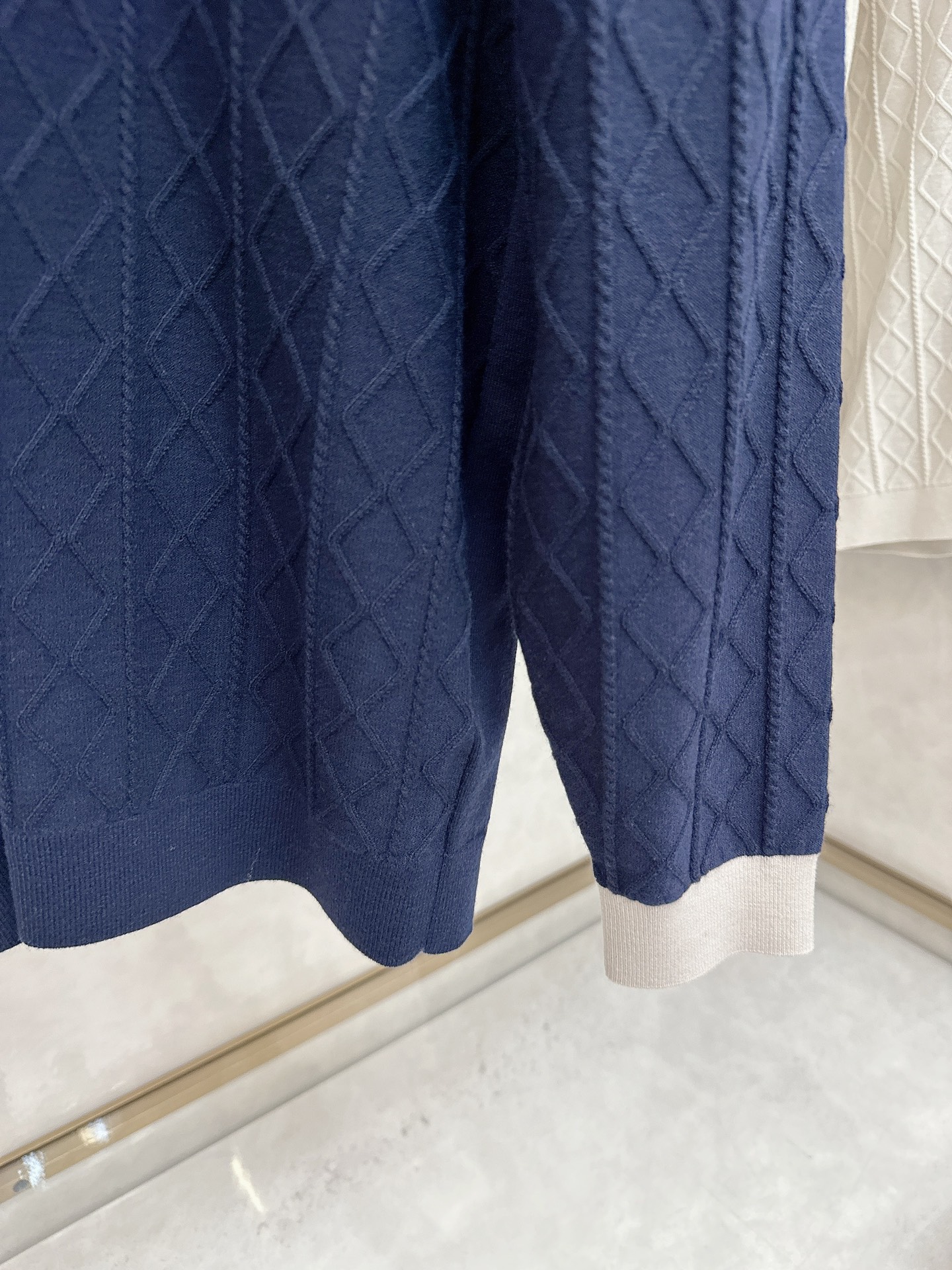  KITON💥独家专供最新时尚秋冬针织毛衣 经典设计感与颜值爆棚的外套，品质更是无法挑剔品控可以直接入手