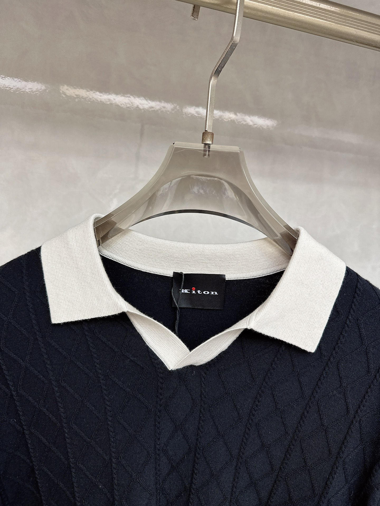  KITON💥独家专供最新时尚秋冬针织毛衣 经典设计感与颜值爆棚的外套，品质更是无法挑剔品控可以直接入手