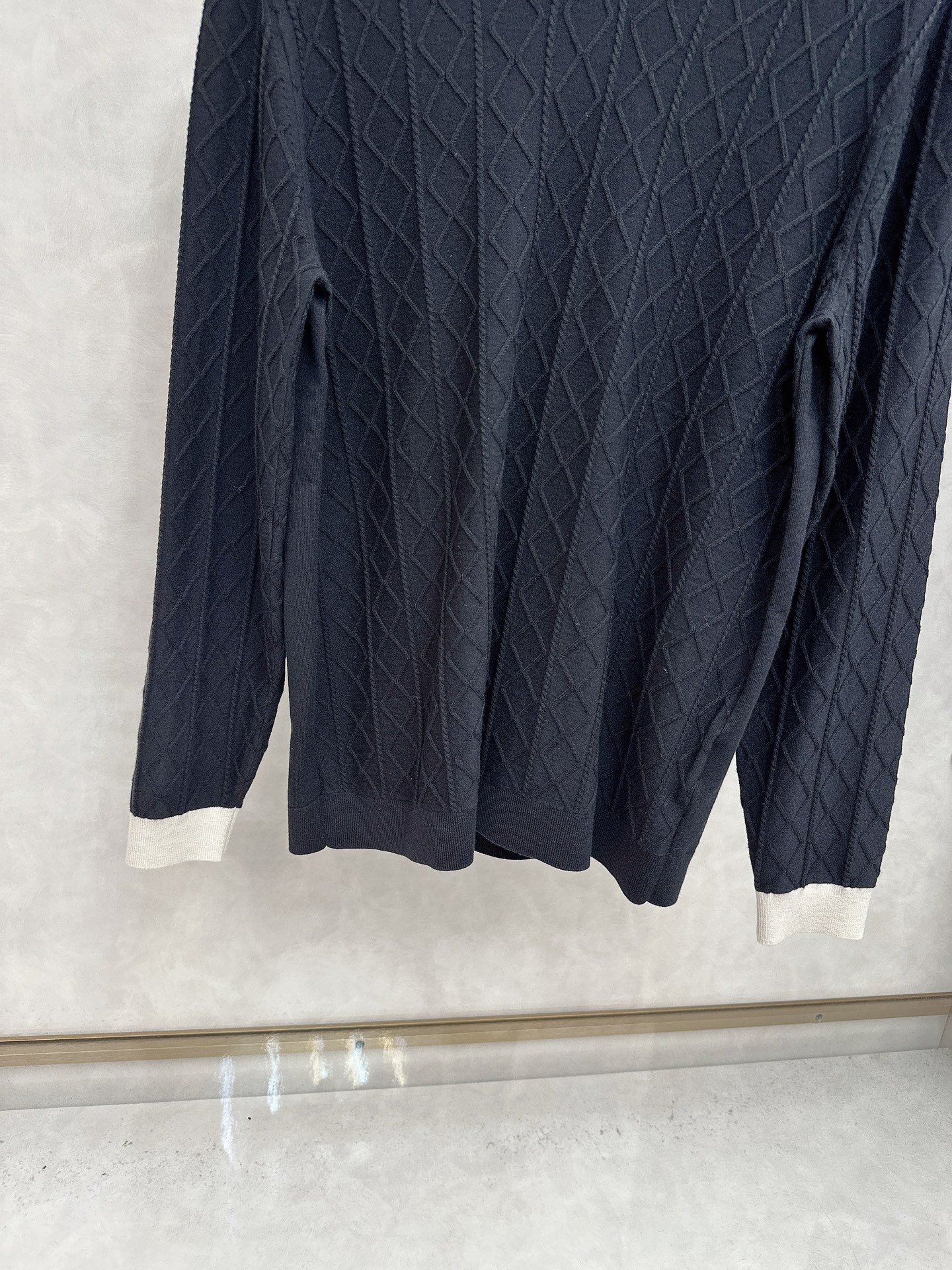  KITON💥独家专供最新时尚秋冬针织毛衣 经典设计感与颜值爆棚的外套，品质更是无法挑剔品控可以直接入手