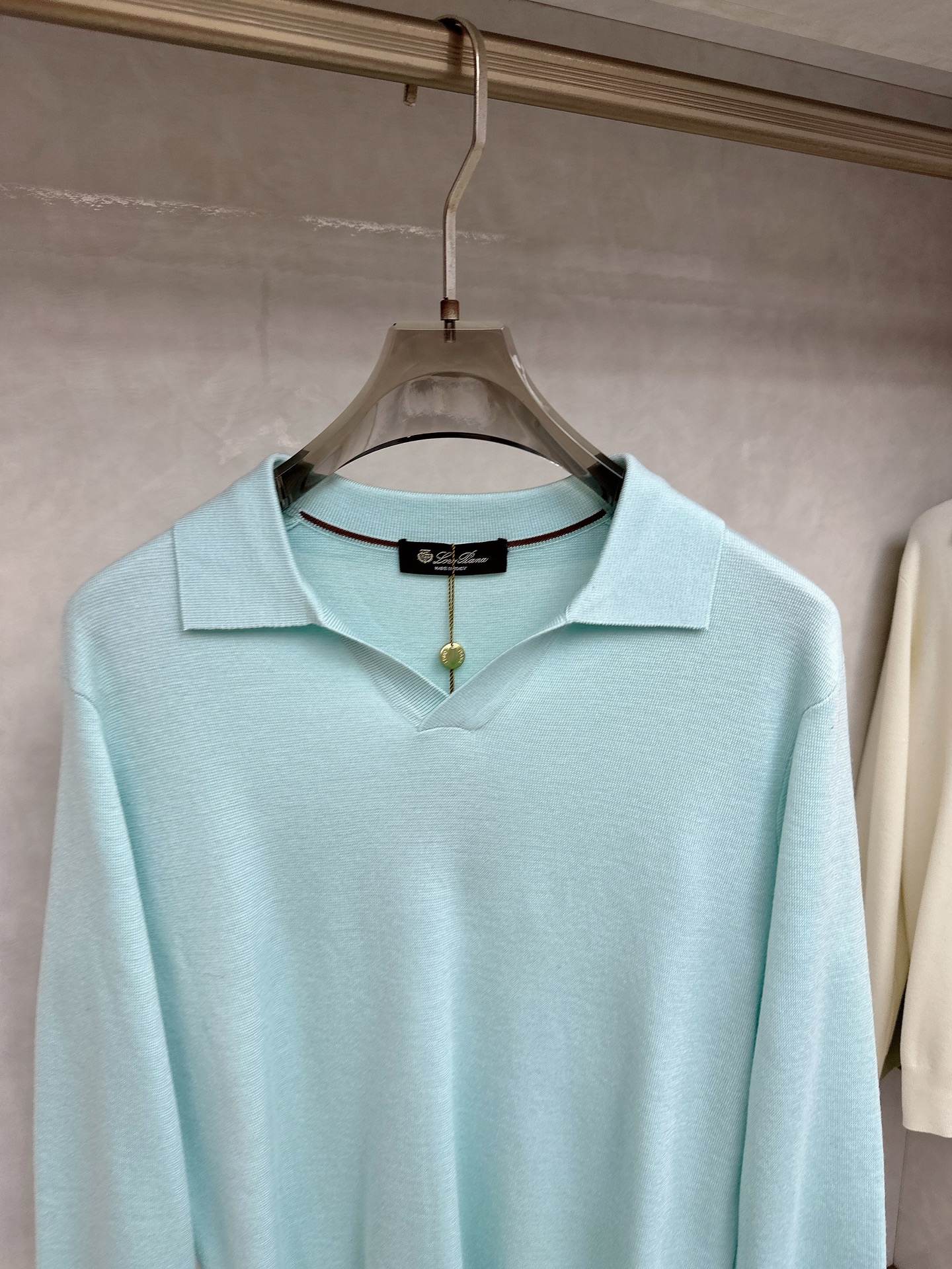  lP🆕-Loro Piano诺悠翩雅💥独家专供最新时尚秋冬针织毛衣 经典设计感与颜值爆棚的外套，品质更