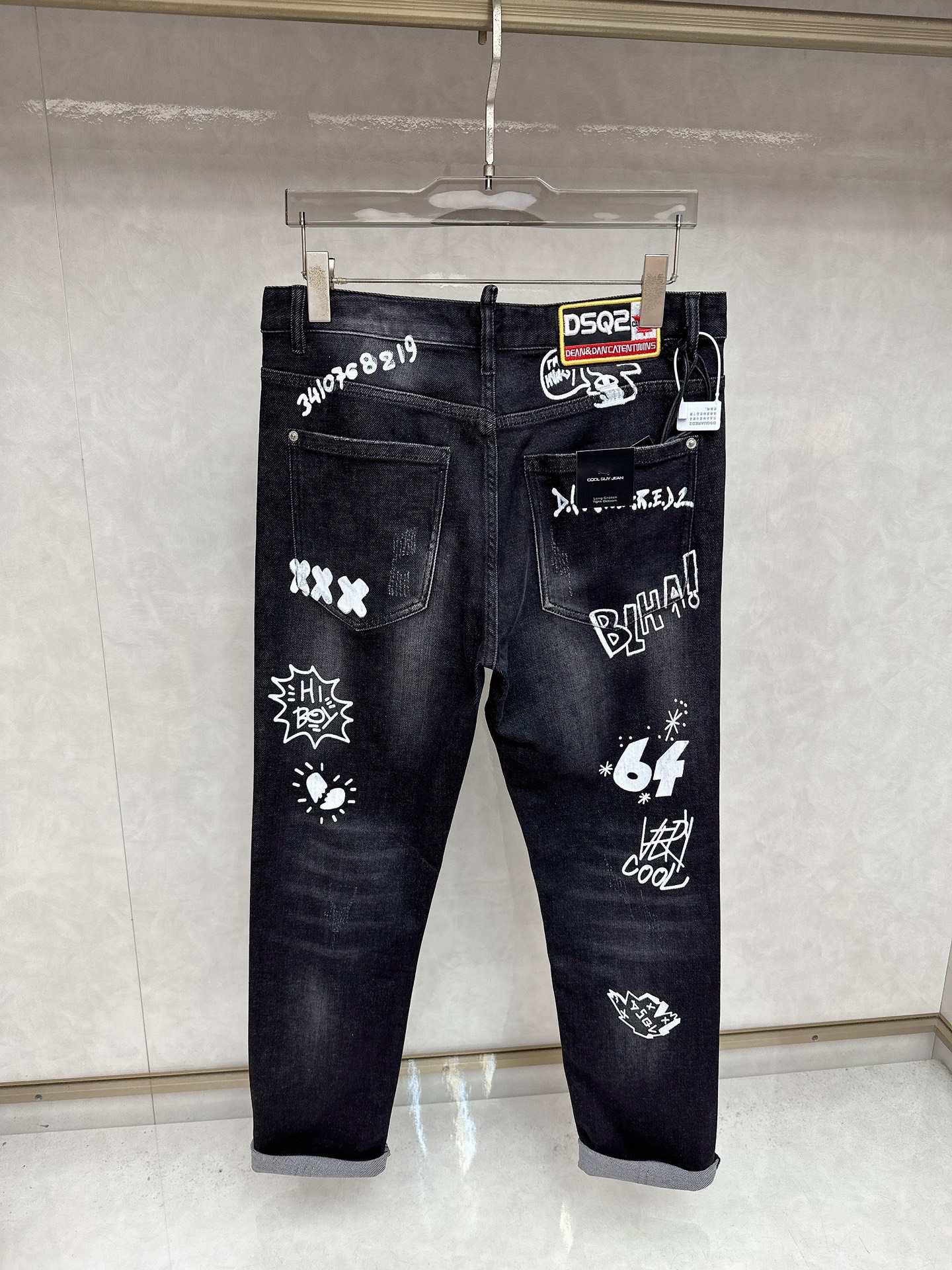  D2 2025秋冬🔥🔥新款现货上市，原单爆款牛仔裤👖超级定制款，原版五金，超级重工工艺，版型超赞👍细节