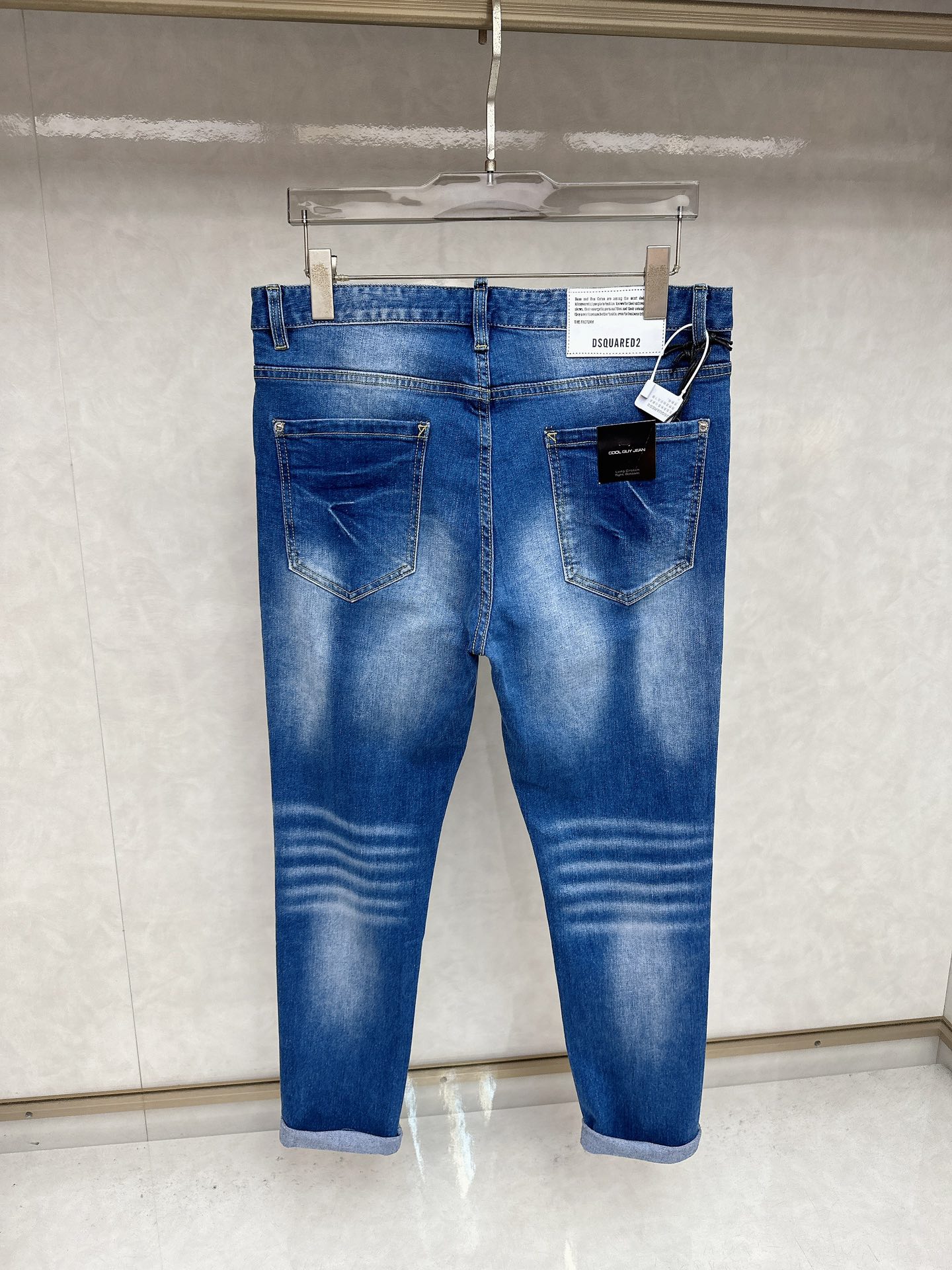  D2 2025秋冬🔥🔥新款现货上市，原单爆款牛仔裤👖超级定制款，原版五金，超级重工工艺，版型超赞👍细节