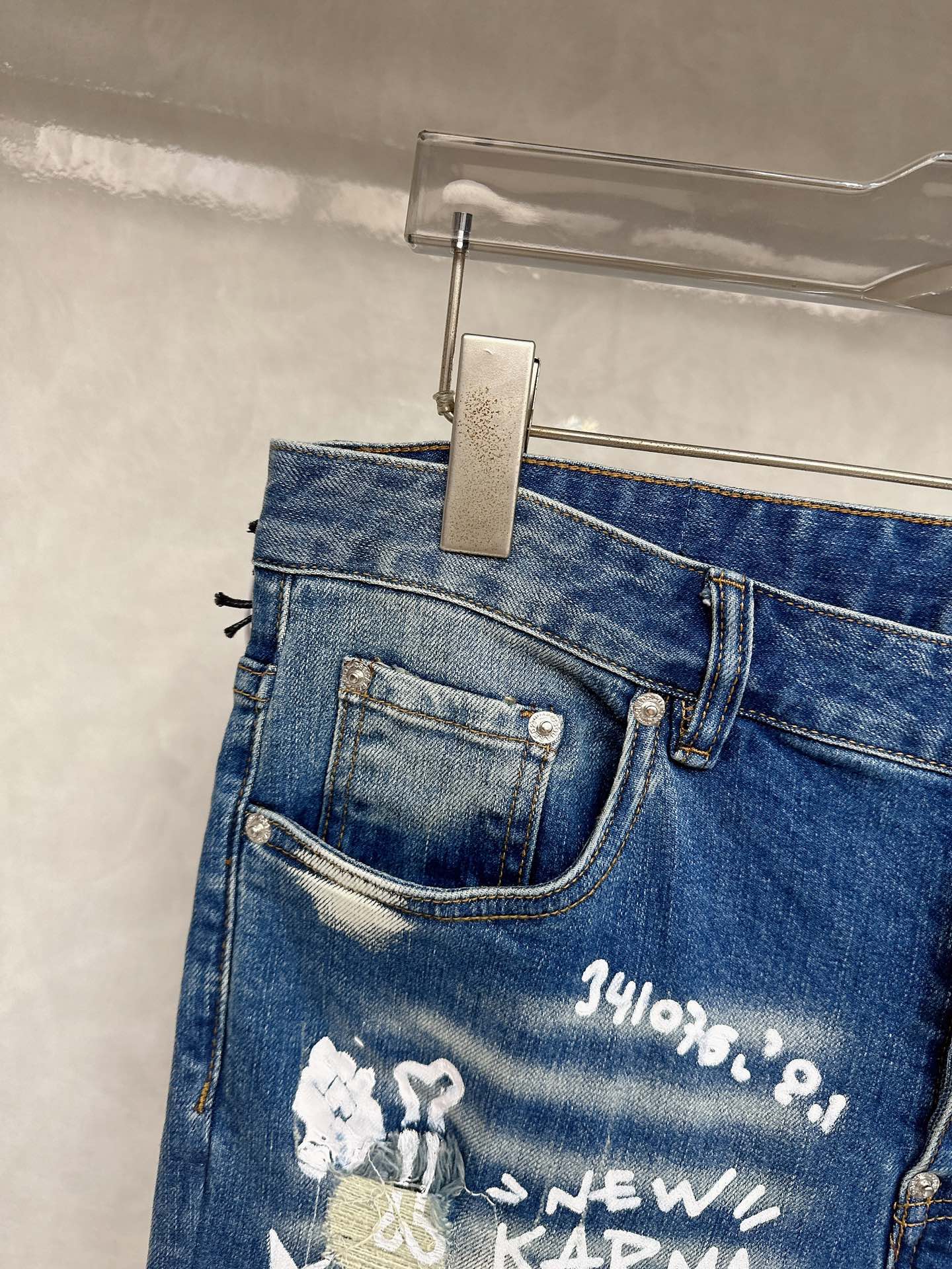  D2 2025秋冬🔥🔥新款现货上市，原单爆款牛仔裤👖超级定制款，原版五金，超级重工工艺，版型超赞👍细节