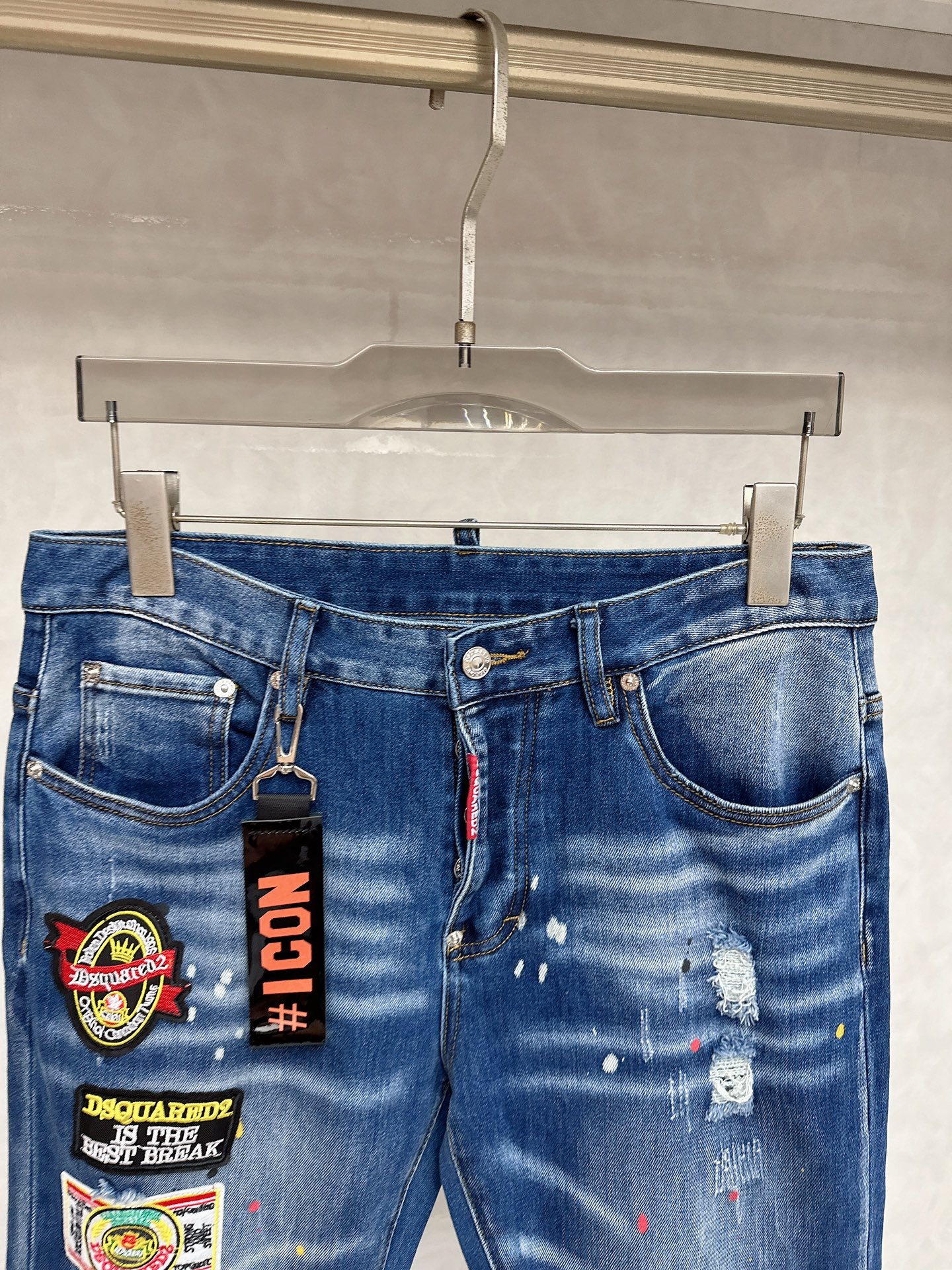  D2 2025秋冬🔥🔥新款现货上市，原单爆款牛仔裤👖超级定制款，原版五金，超级重工工艺，版型超赞👍细节