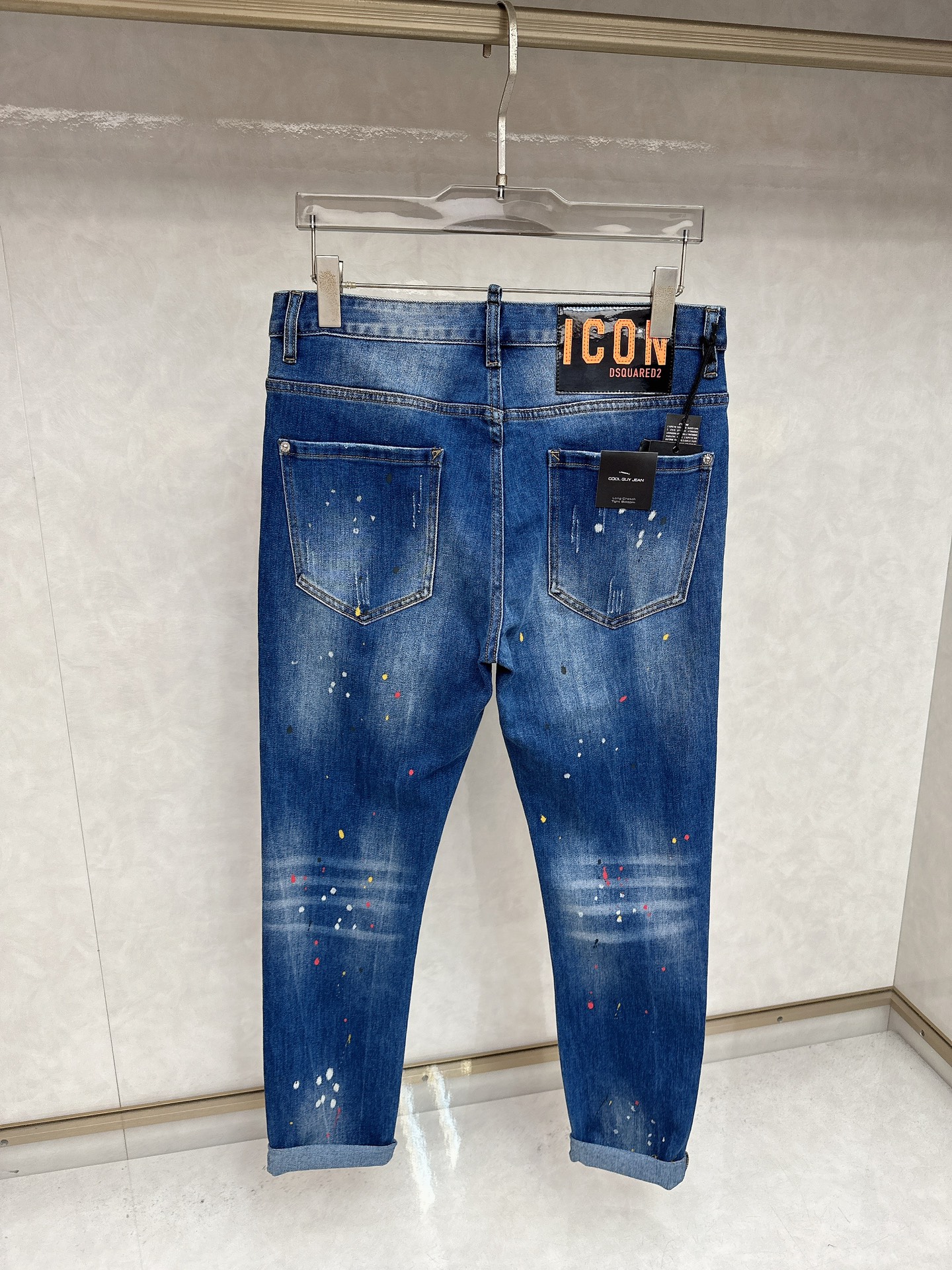  D2 2025秋冬🔥🔥新款现货上市，原单爆款牛仔裤👖超级定制款，原版五金，超级重工工艺，版型超赞👍细节