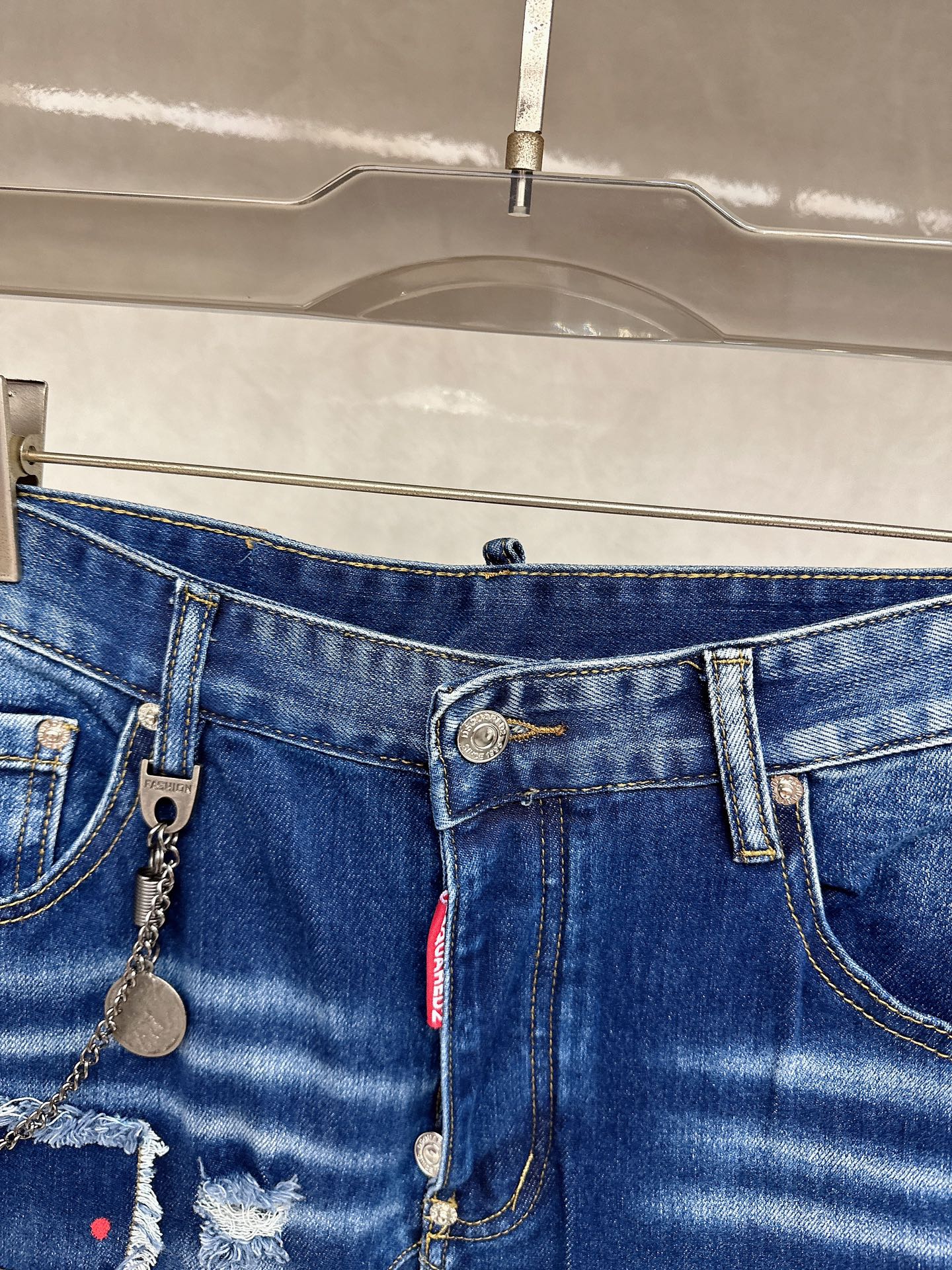  D2 2025秋冬🔥🔥新款现货上市，原单爆款牛仔裤👖超级定制款，原版五金，超级重工工艺，版型超赞👍细节