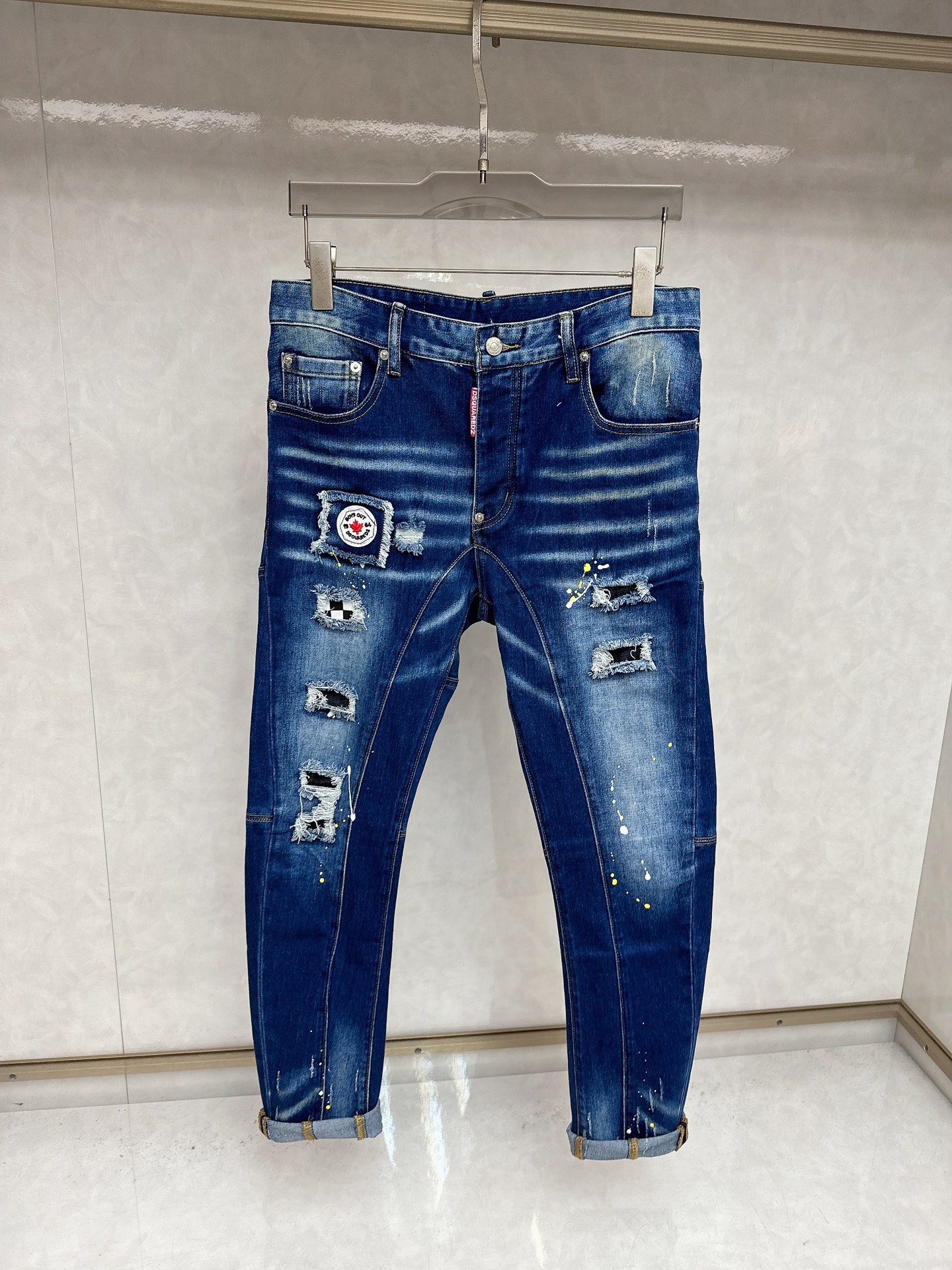  D2 2025秋冬🔥🔥新款现货上市，原单爆款牛仔裤👖超级定制款，原版五金，超级重工工艺，版型超赞👍细节