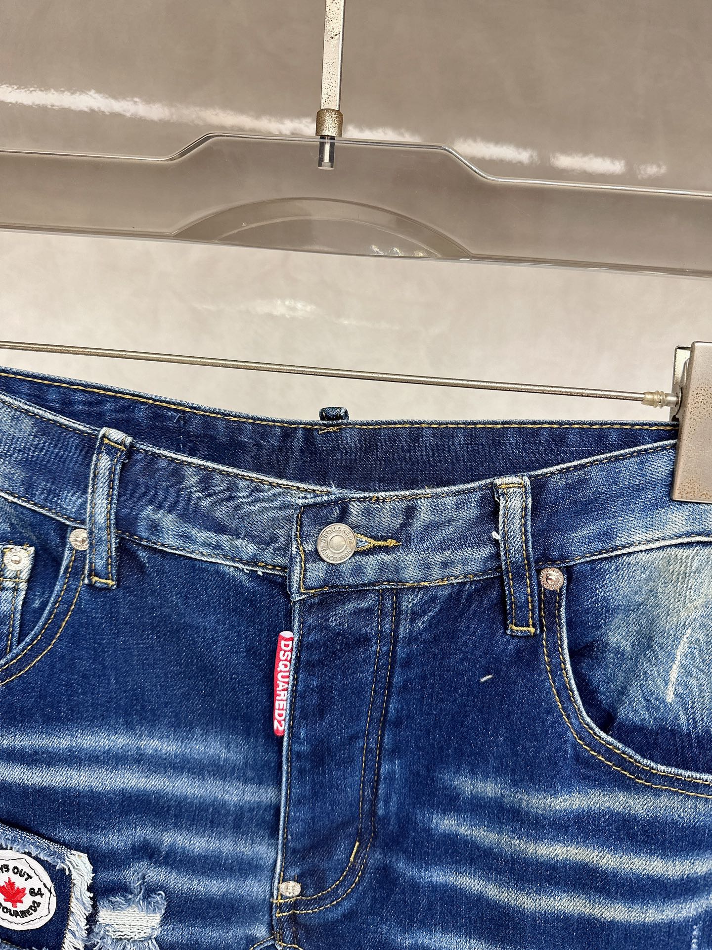  D2 2025秋冬🔥🔥新款现货上市，原单爆款牛仔裤👖超级定制款，原版五金，超级重工工艺，版型超赞👍细节