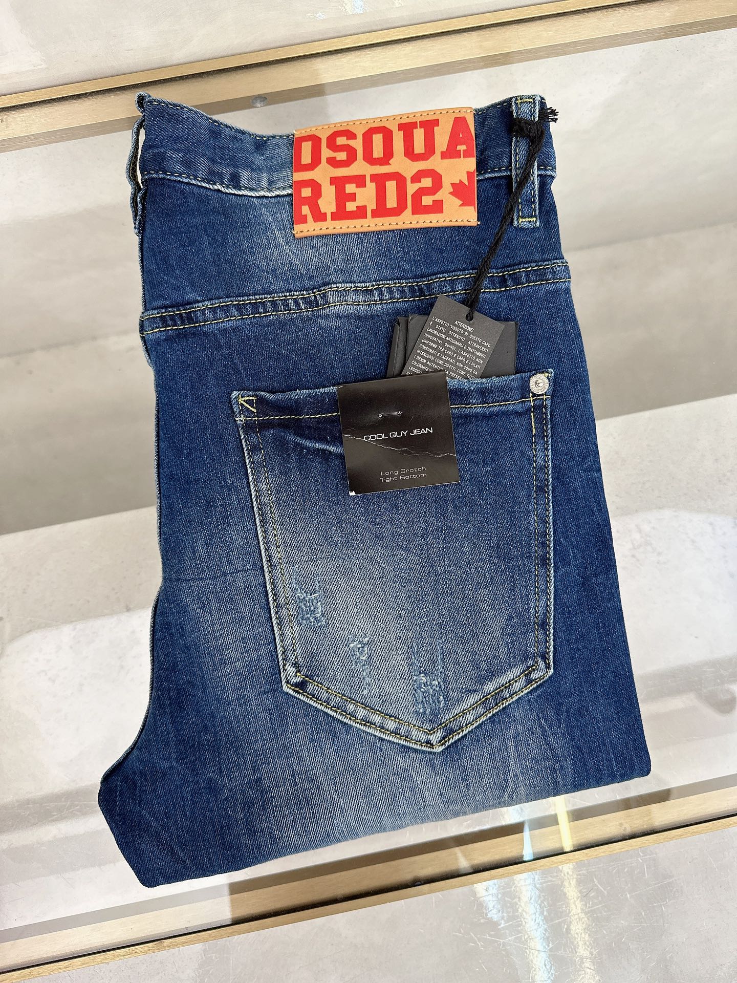  D2 2025秋冬🔥🔥新款现货上市，原单爆款牛仔裤👖超级定制款，原版五金，超级重工工艺，版型超赞👍细节