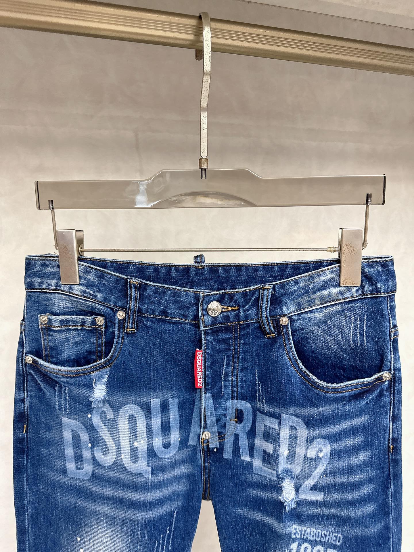  D2 2025秋冬🔥🔥新款现货上市，原单爆款牛仔裤👖超级定制款，原版五金，超级重工工艺，版型超赞👍细节