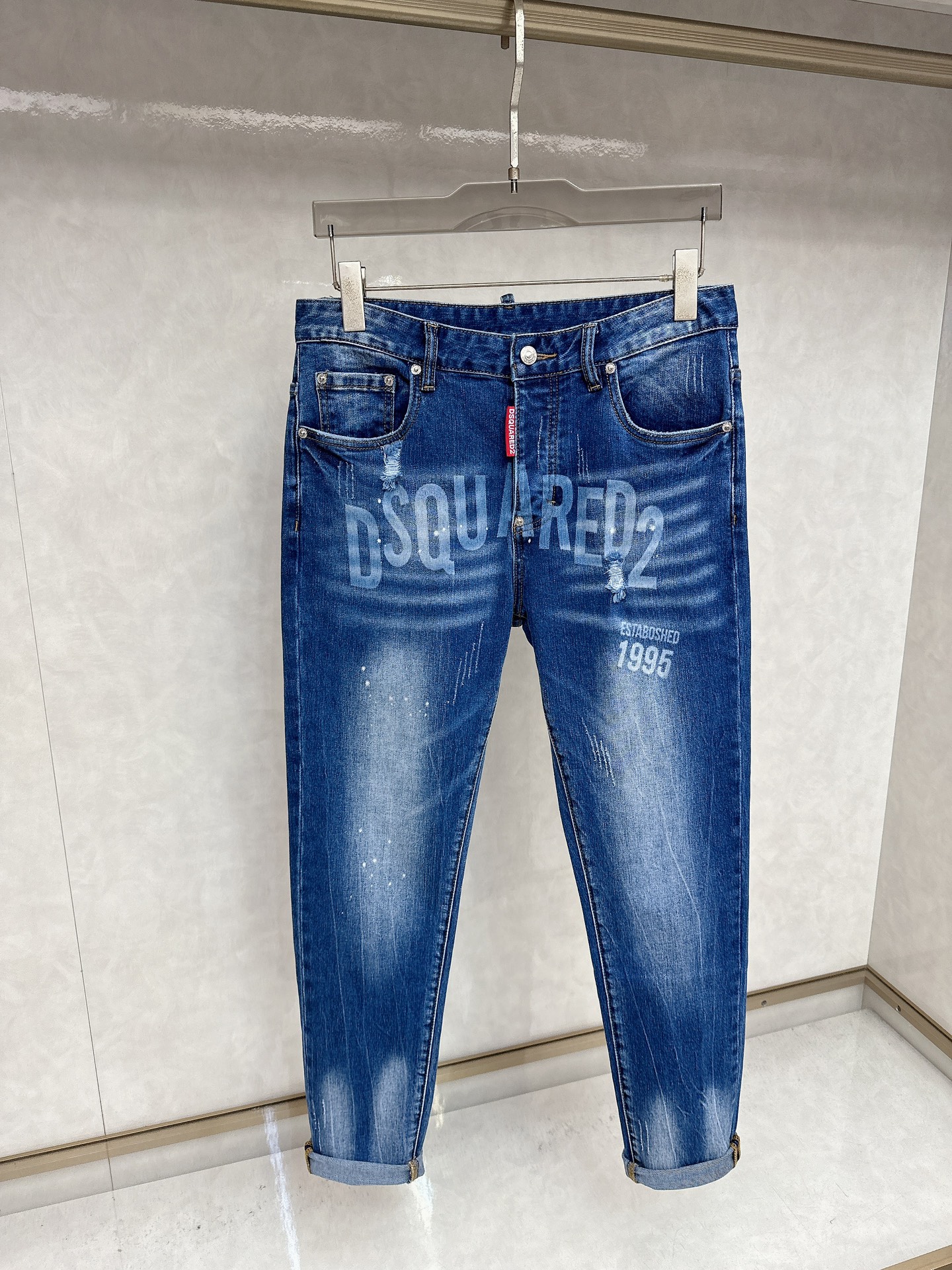  D2 2025秋冬🔥🔥新款现货上市，原单爆款牛仔裤👖超级定制款，原版五金，超级重工工艺，版型超赞👍细节