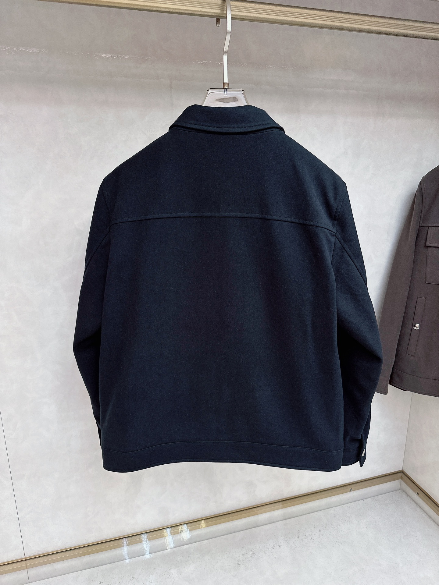 。-Loro Piana 💥独家专供最新时尚秋冬夹克，经典设计感与颜值爆棚的外套，品质更是无法挑剔品控可