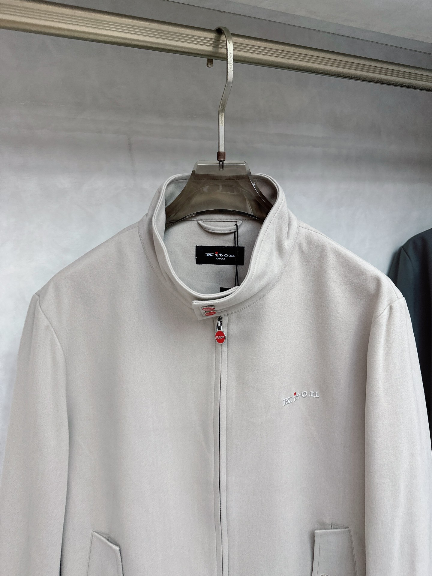  KITON💥独家专供最新时尚秋冬夹克，经典设计感与颜值爆棚的外套，品质更是无法挑剔品控可以直接入手，不