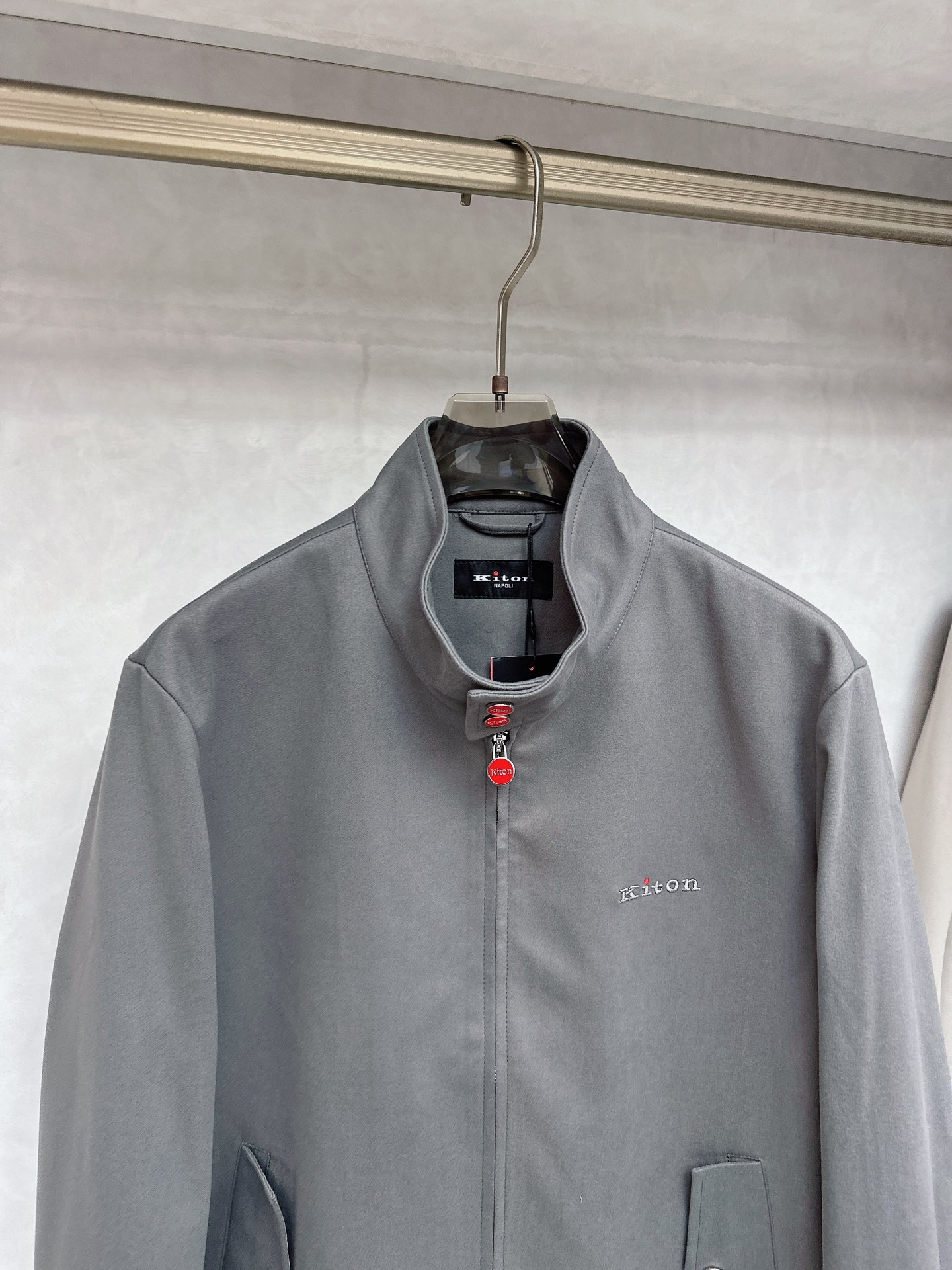  KITON💥独家专供最新时尚秋冬夹克，经典设计感与颜值爆棚的外套，品质更是无法挑剔品控可以直接入手，不