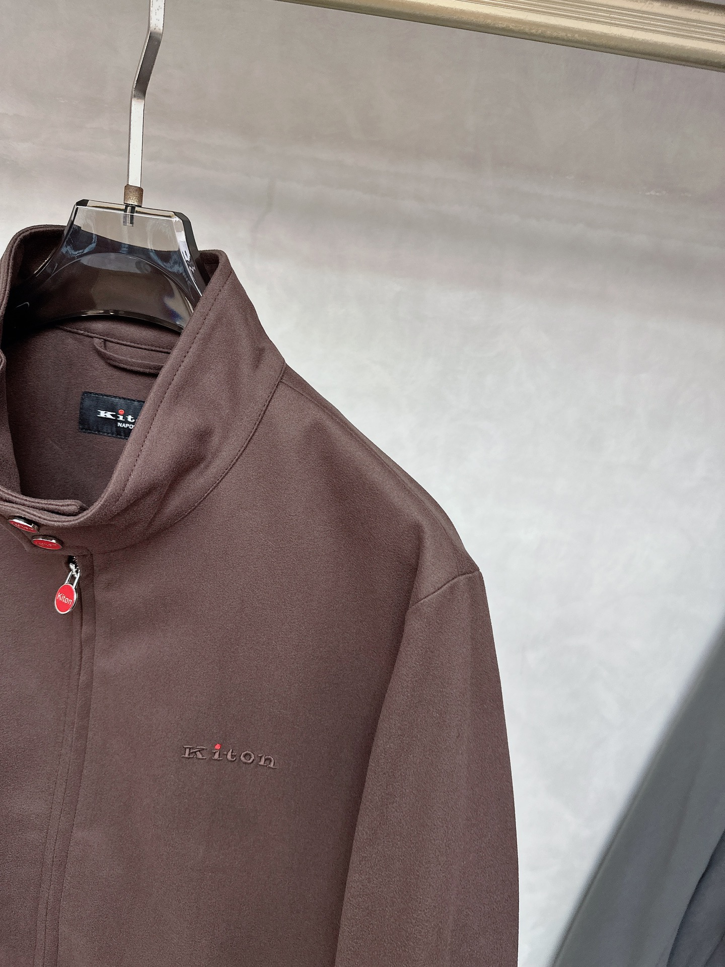  KITON💥独家专供最新时尚秋冬夹克，经典设计感与颜值爆棚的外套，品质更是无法挑剔品控可以直接入手，不