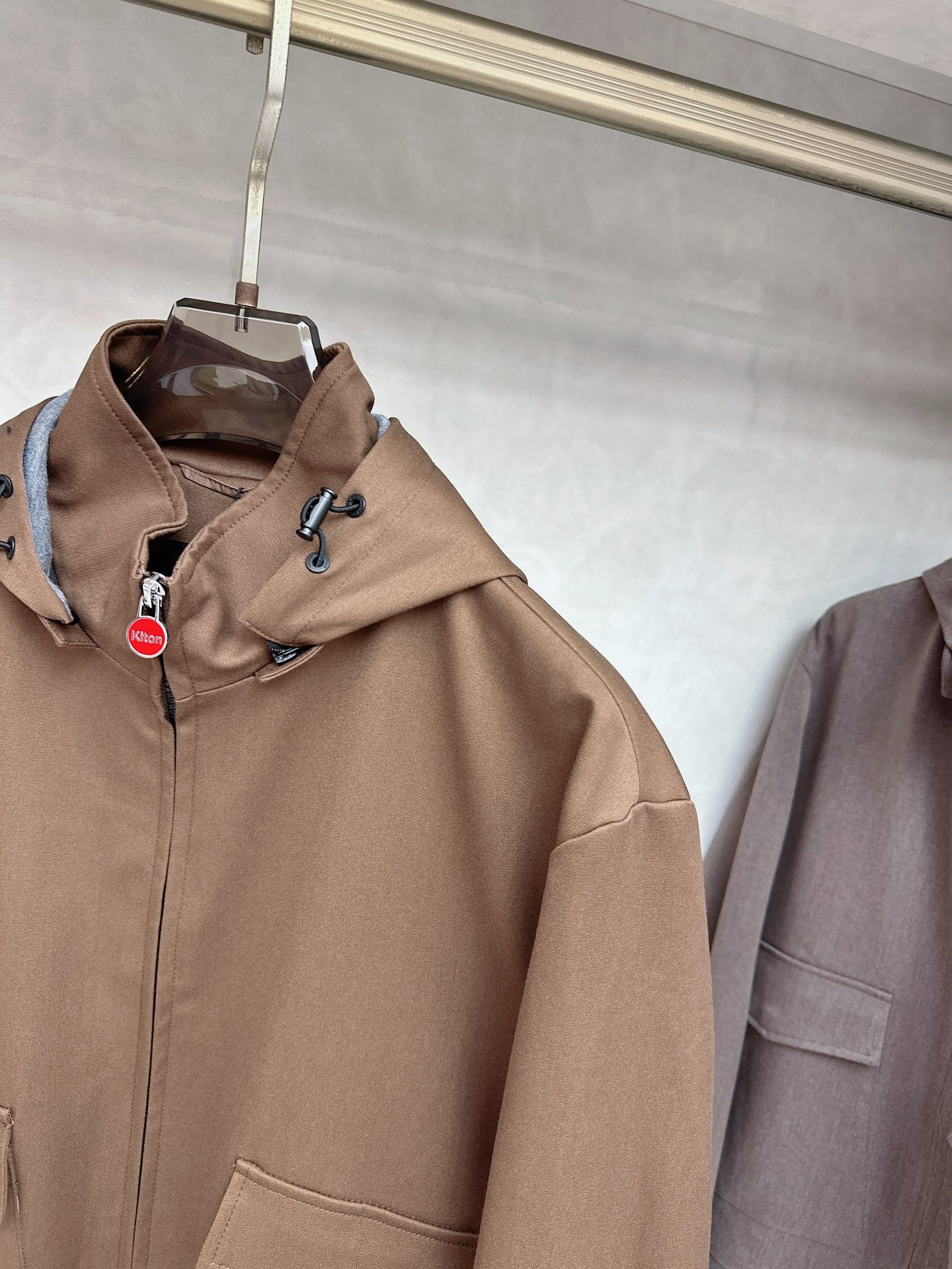  KITON💥独家专供最新时尚秋冬连帽，可拆卸设计 经典设计感与颜值爆棚的，品质更是无法挑剔品控可以直接