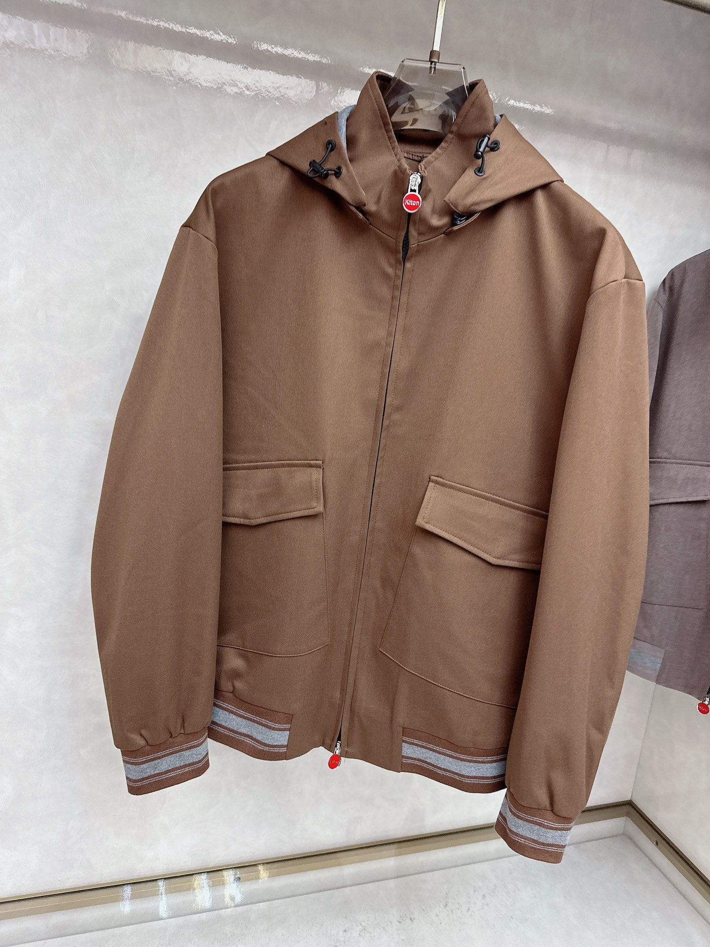  KITON💥独家专供最新时尚秋冬连帽，可拆卸设计 经典设计感与颜值爆棚的，品质更是无法挑剔品控可以直接