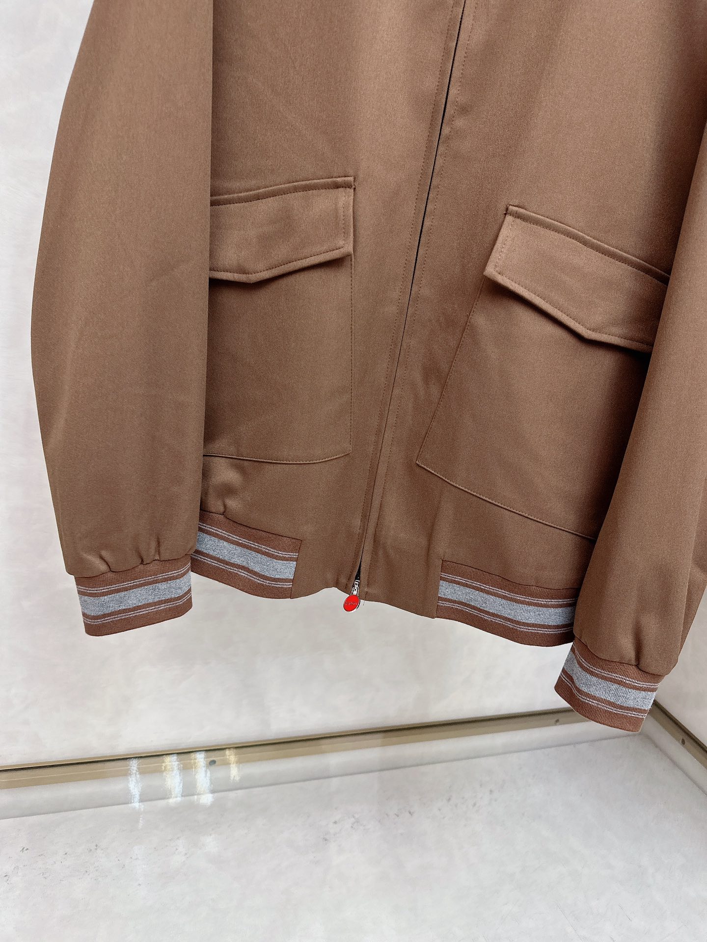  KITON💥独家专供最新时尚秋冬连帽，可拆卸设计 经典设计感与颜值爆棚的，品质更是无法挑剔品控可以直接