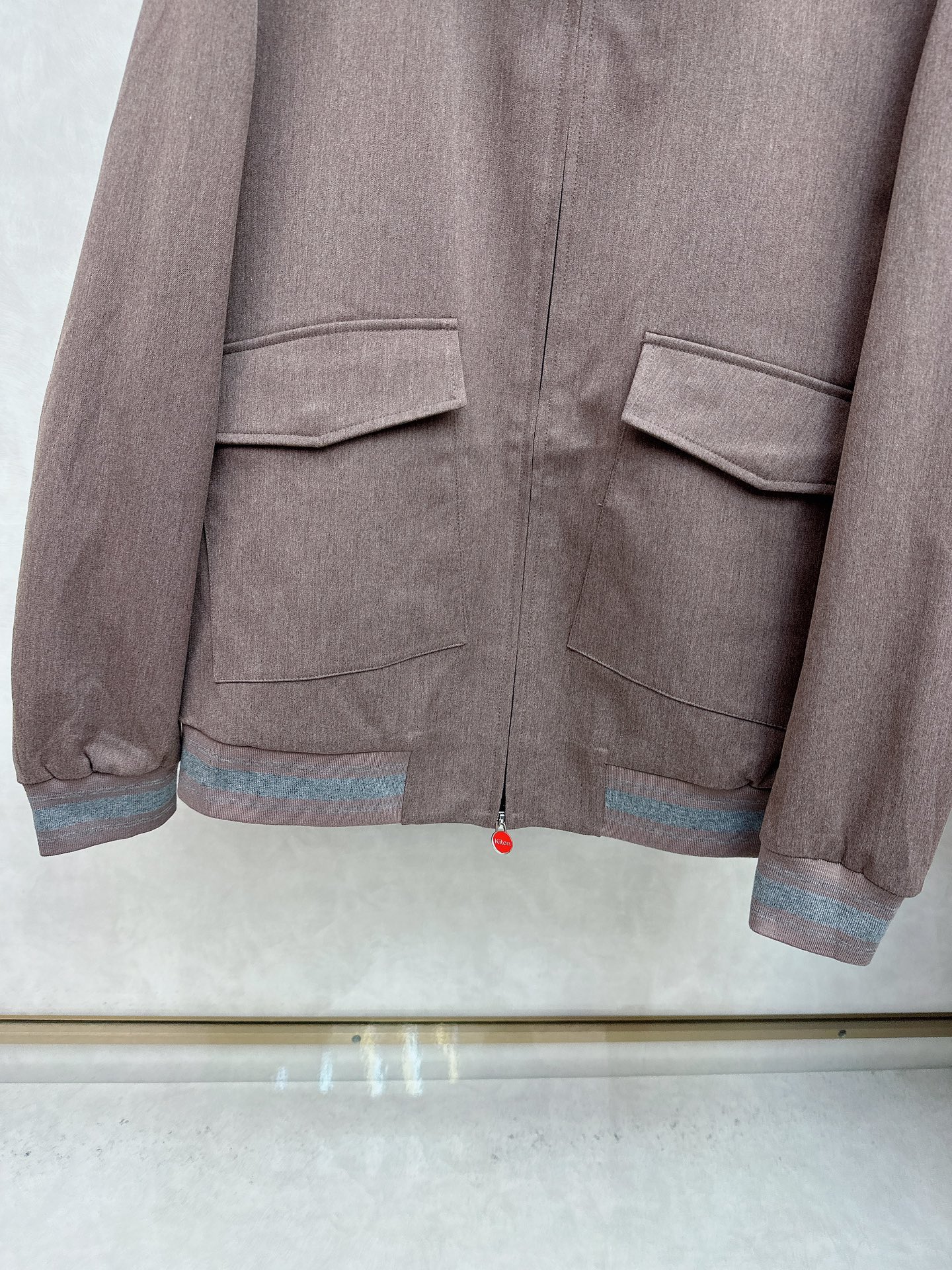  KITON💥独家专供最新时尚秋冬连帽，可拆卸设计 经典设计感与颜值爆棚的，品质更是无法挑剔品控可以直接