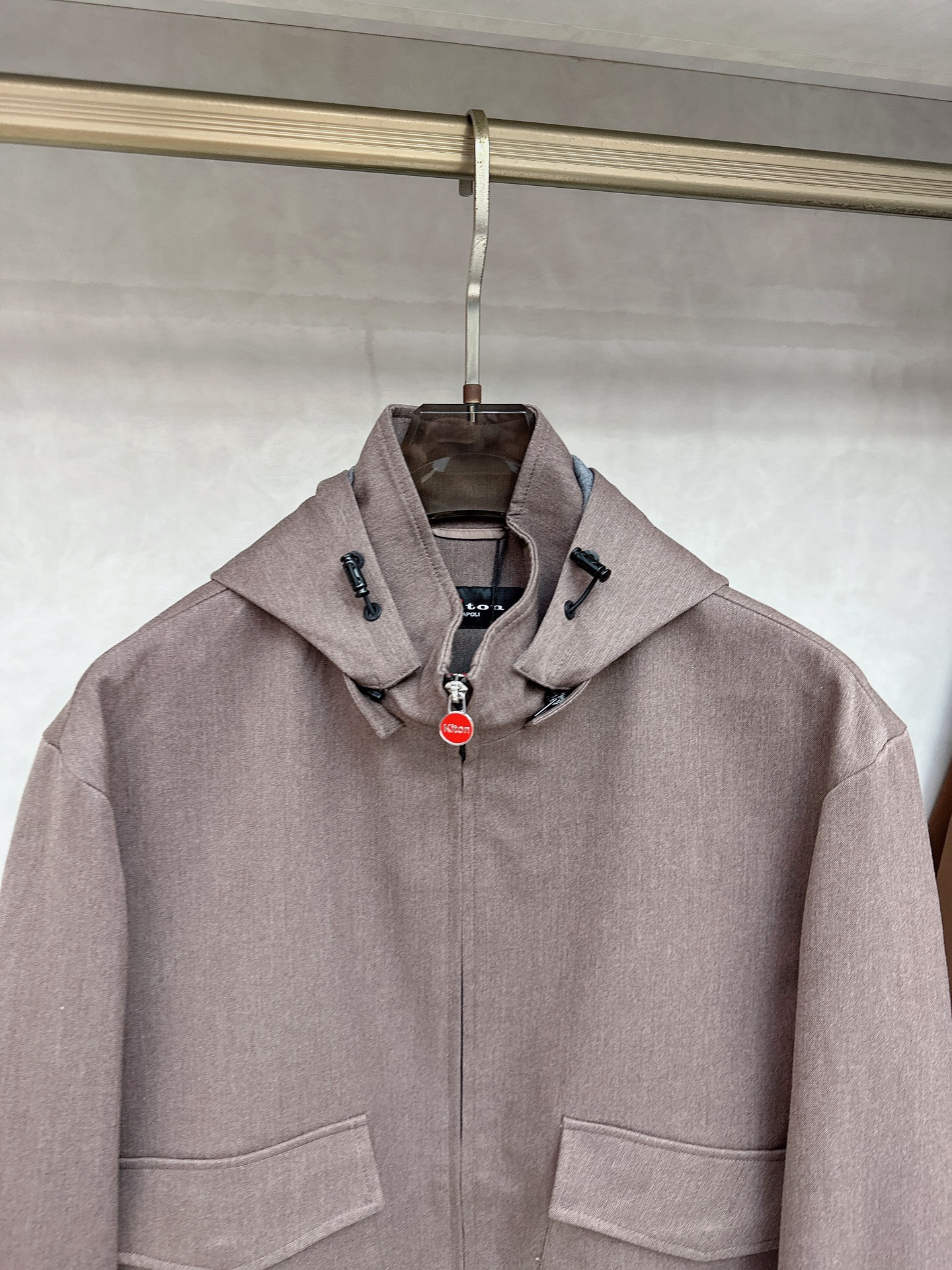  KITON💥独家专供最新时尚秋冬连帽，可拆卸设计 经典设计感与颜值爆棚的，品质更是无法挑剔品控可以直接