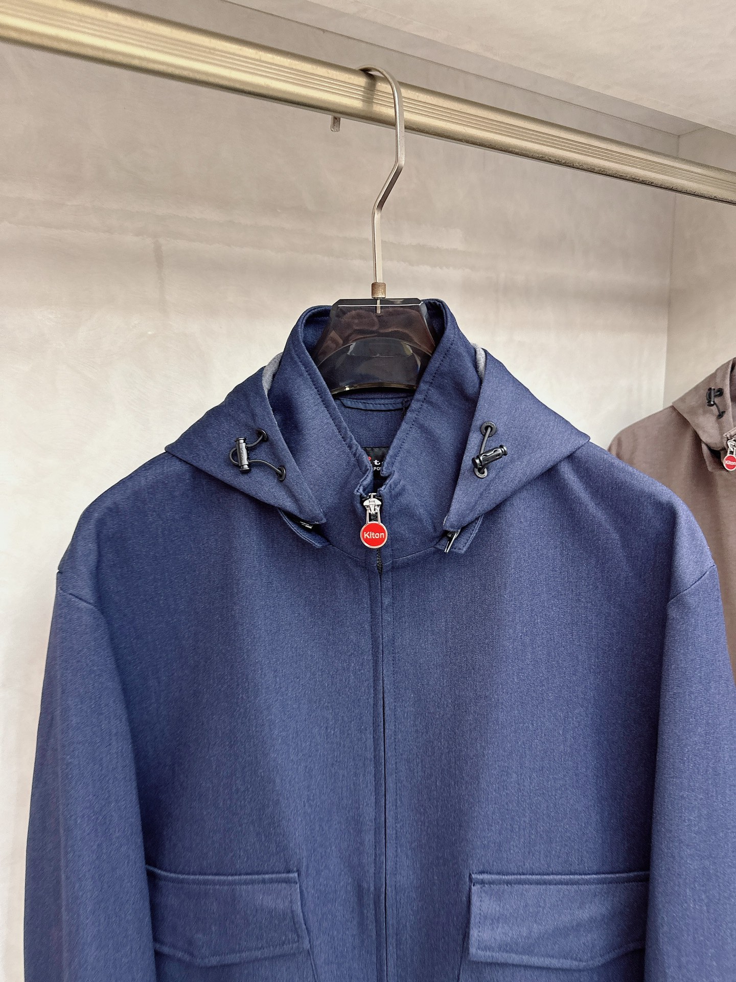  KITON💥独家专供最新时尚秋冬连帽，可拆卸设计 经典设计感与颜值爆棚的，品质更是无法挑剔品控可以直接