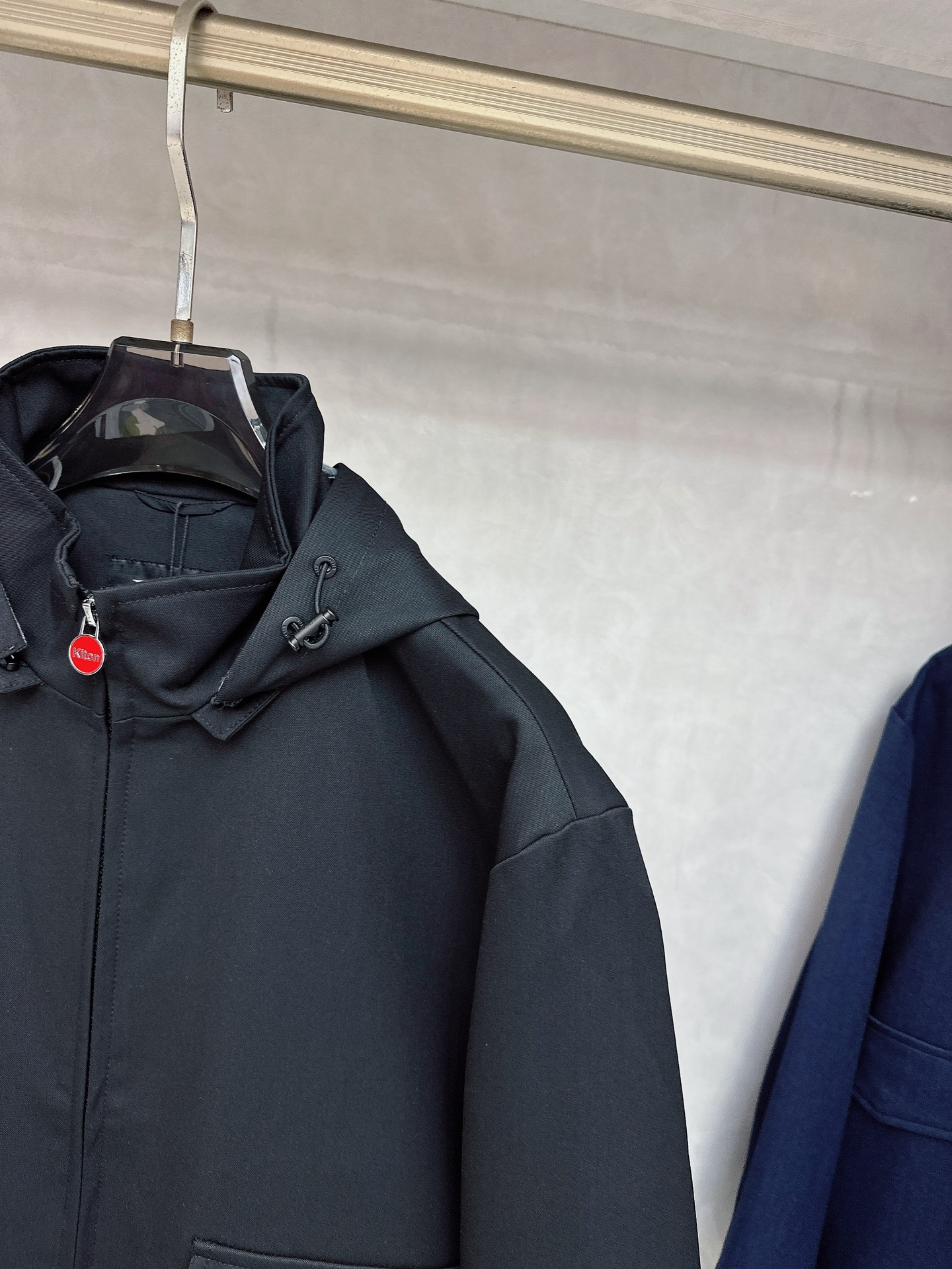  KITON💥独家专供最新时尚秋冬连帽，可拆卸设计 经典设计感与颜值爆棚的，品质更是无法挑剔品控可以直接