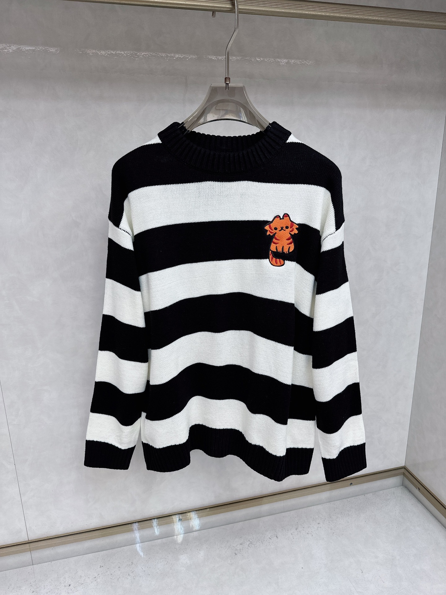 NO:528086,Guqi 2025 sweater 2025 autumn and winter latest series, top-notch, full quality!  Thickened style, the most popular old money style nowadays, a must-have item for bosses!  The boss who knows how to deal with it quickly, fabric wool size M~3Xl, sweaters, alexander wang19860909古奇 2025毛衣2025秋冬最新系列,顶级,全品相！加厚款,时下最流行的老钱风,老板必备单品！懂货的老板赶紧下手, 面料羊毛 尺码M~3Xl,,sweaters,alexander wang,Men's clothing