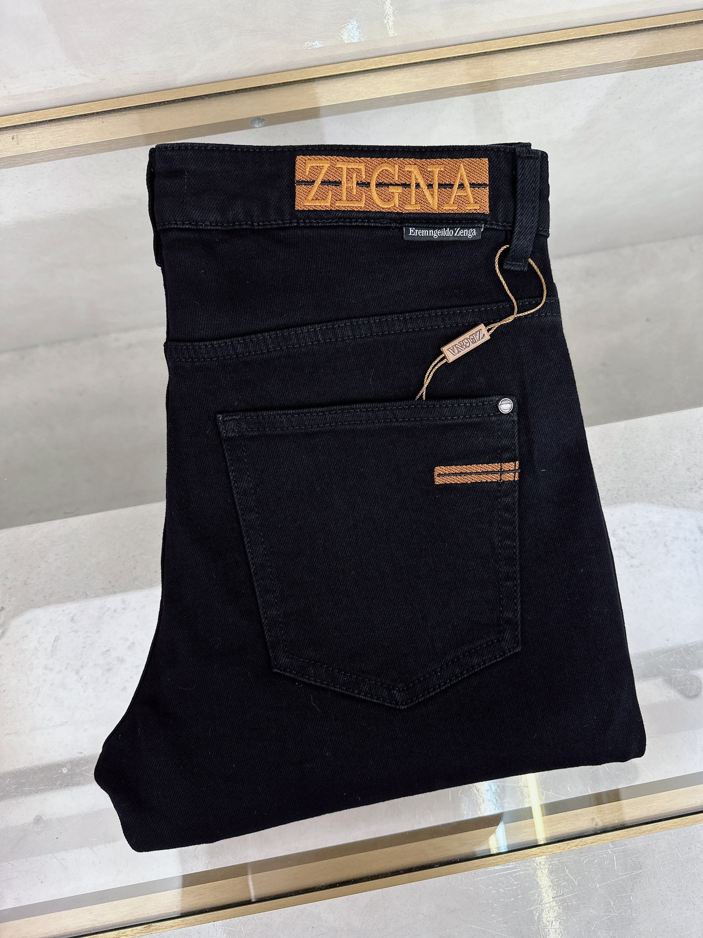 杰尼亚 2025秋冬🔥🔥新款现货上市，原单爆款牛仔裤👖超级定制款，原版五金，超级重工工艺，版型超赞👍细节