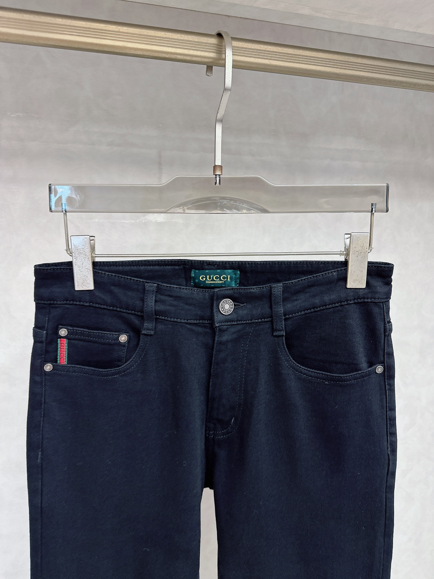 古奇 2025秋冬🔥🔥新款现货上市，原单爆款牛仔裤👖超级定制款，原版五金，超级重工工艺，版型超赞👍细节做