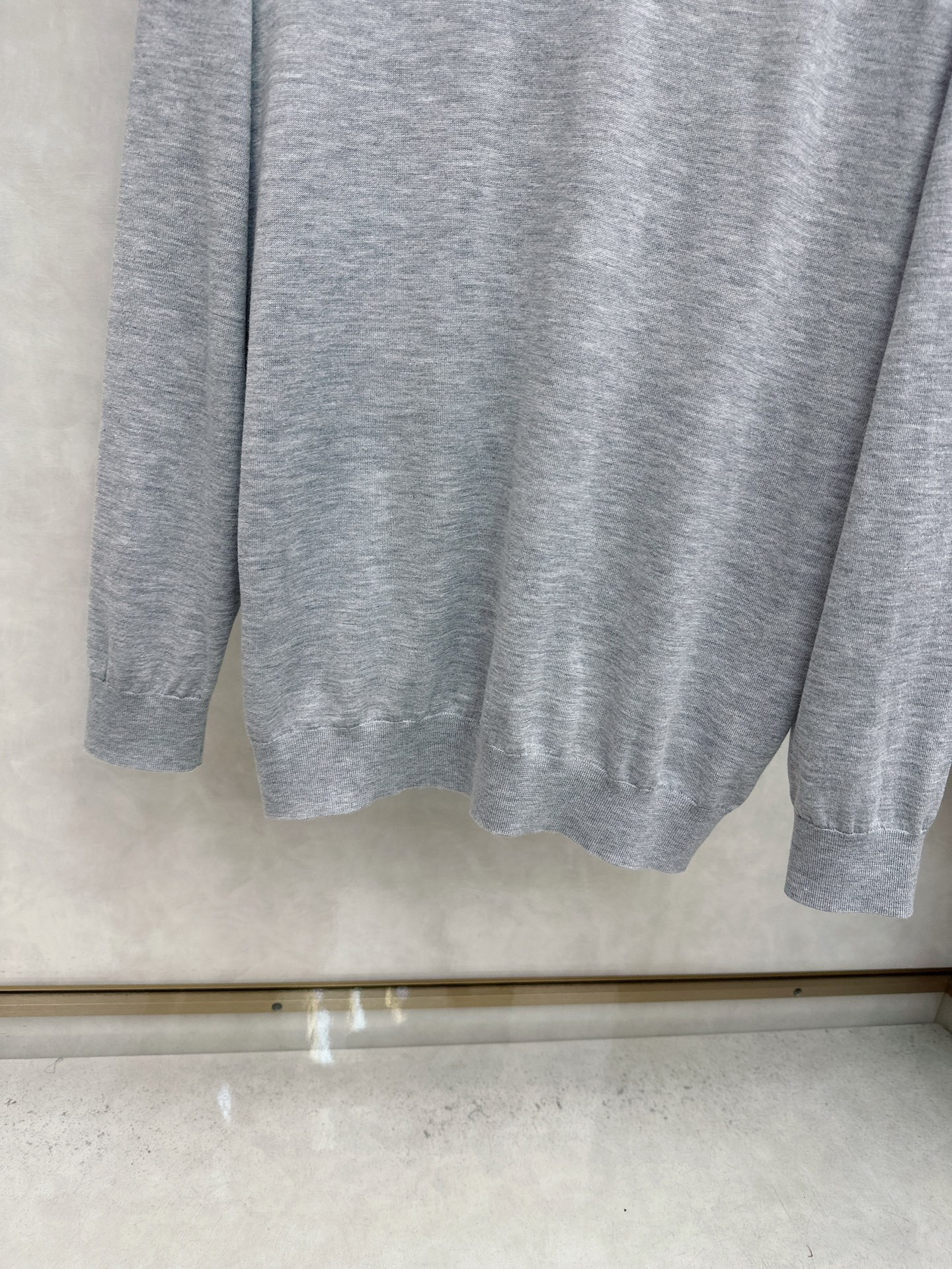 Kiton 2025官网同步发售！辅料全部原版定制出品，贸易公司真品订单。高级定制进口面料，以天然植物纖