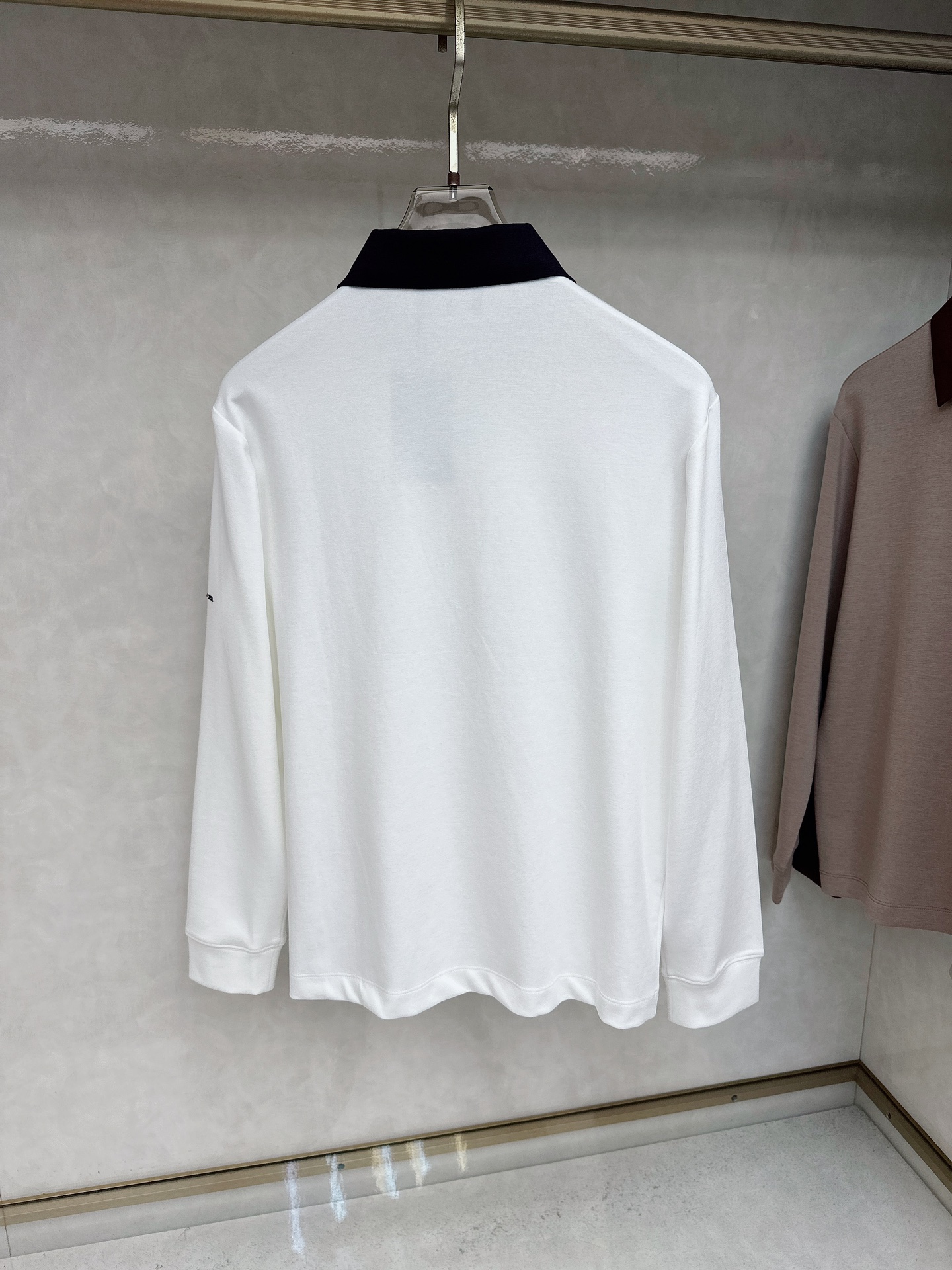 kiton 顶级品质 {醋酸羊绒系列} 官网同步发售！辅料全部原版定制出品，贸易公司真品订单。高级定制进