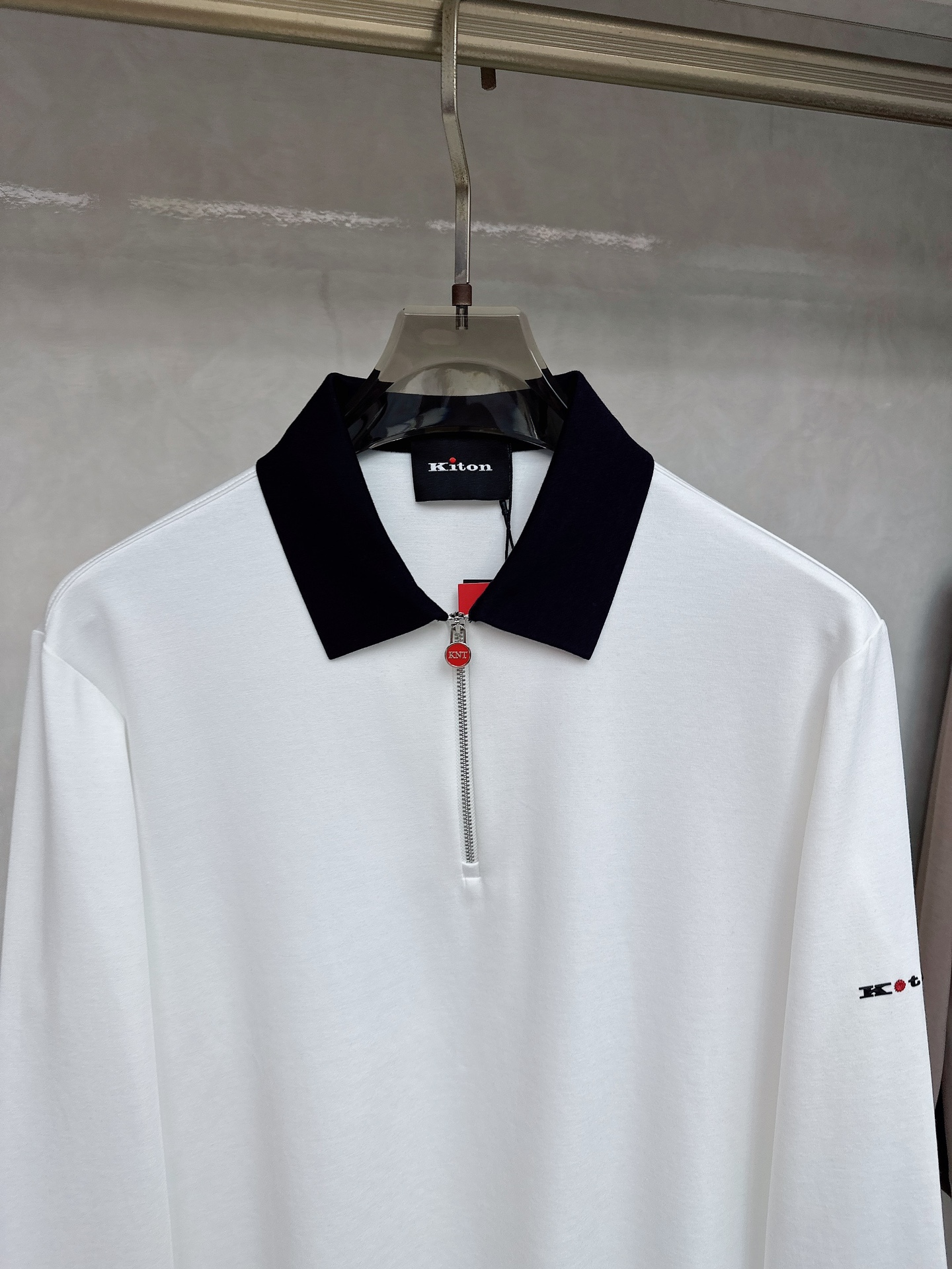kiton 顶级品质 {醋酸羊绒系列} 官网同步发售！辅料全部原版定制出品，贸易公司真品订单。高级定制进