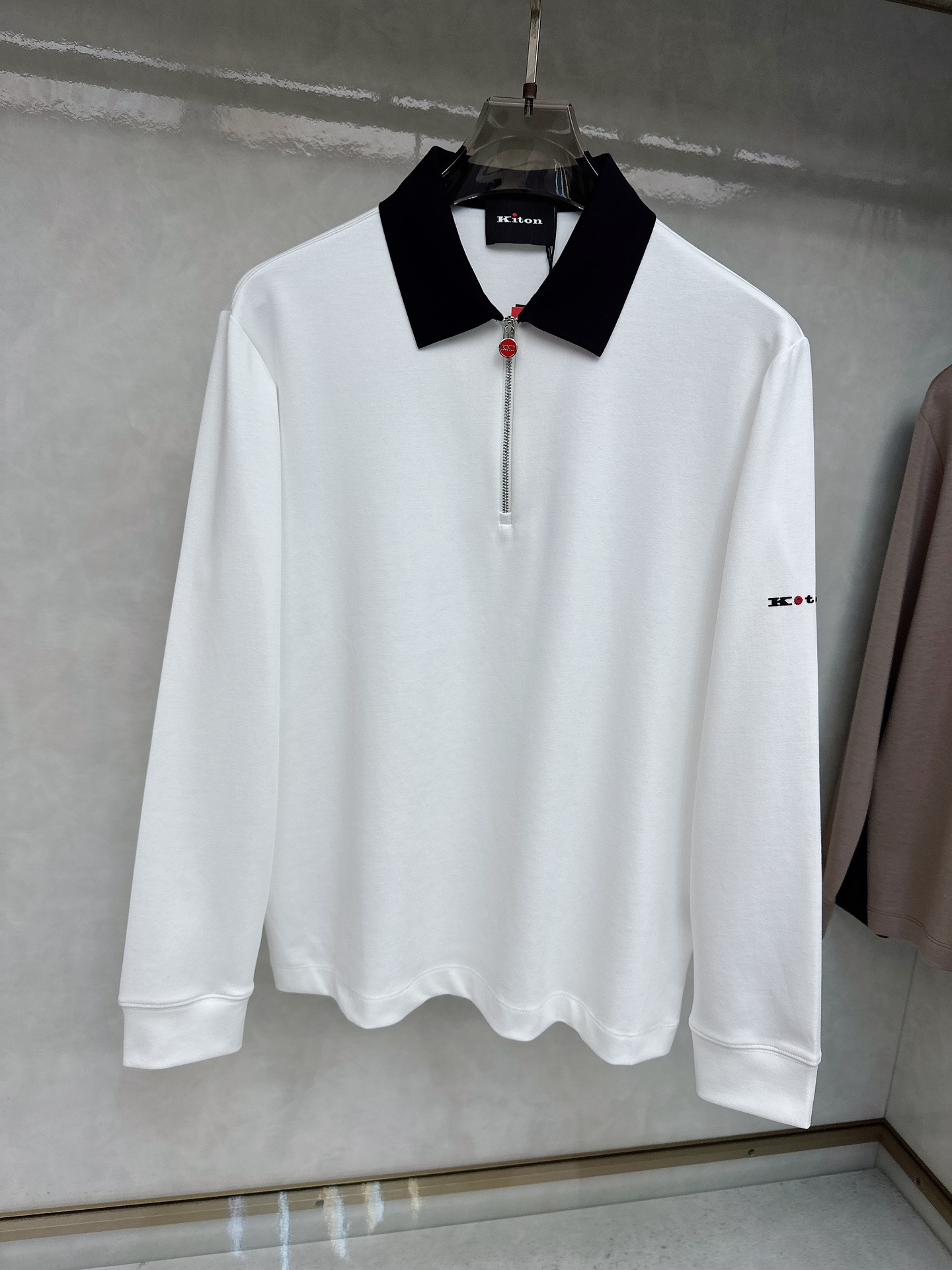 kiton 顶级品质 {醋酸羊绒系列} 官网同步发售！辅料全部原版定制出品，贸易公司真品订单。高级定制进