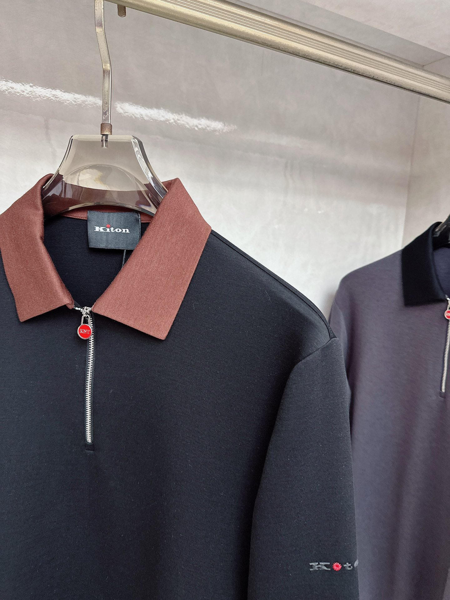 kiton 顶级品质 {醋酸羊绒系列} 官网同步发售！辅料全部原版定制出品，贸易公司真品订单。高级定制进