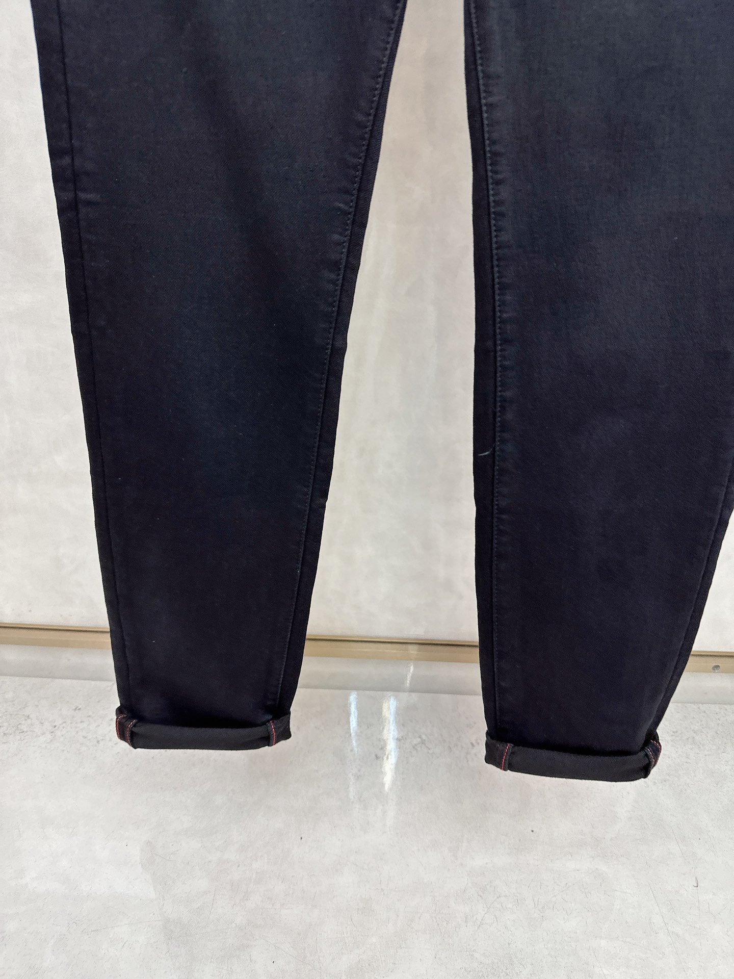 Dior Women's Jeans - Slim Fit, High-Quality Denim, Authentic Hardware 8 i1756732717 8440 5