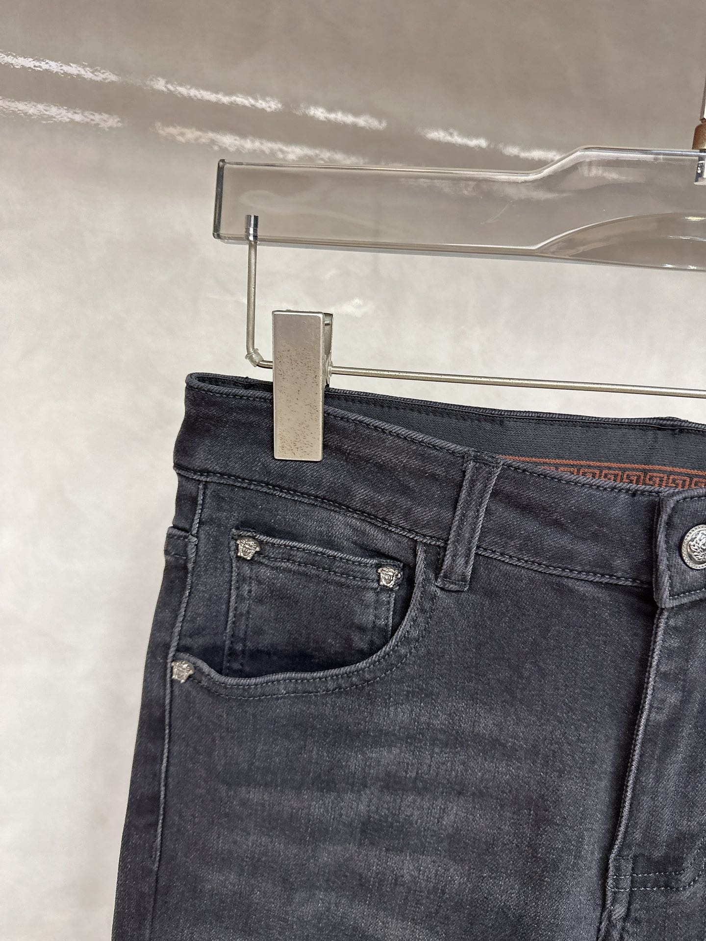 Versace Slim Fit Jeans: Premium Denim, Heavy Craftsmanship, and Original Hardware 7 i1756732818 3847 2