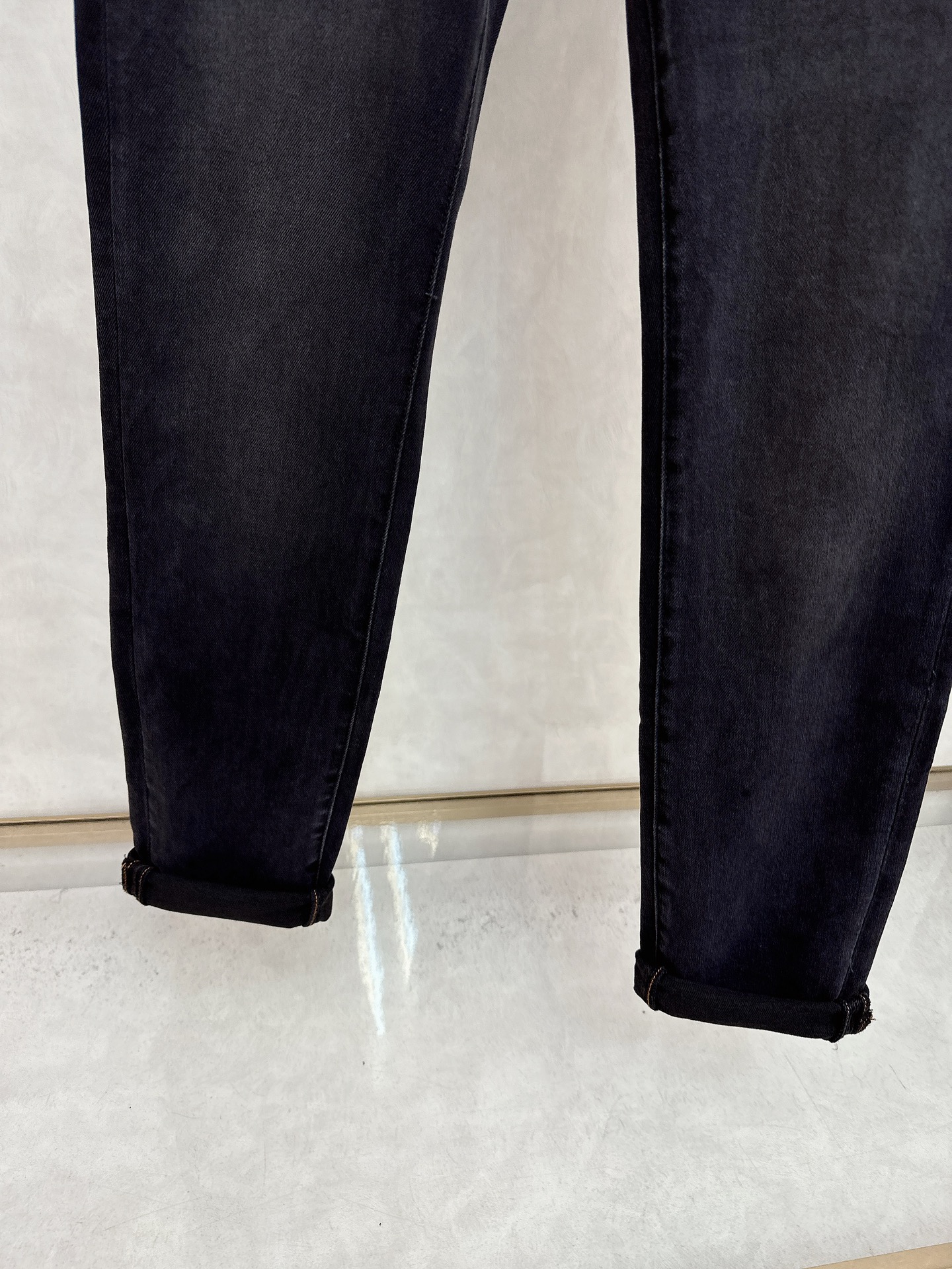 Fendi 2023/24 Fall/Winter Men's Denim Jeans - Original Design, Premium Quality 8 i1756732845 9663 0