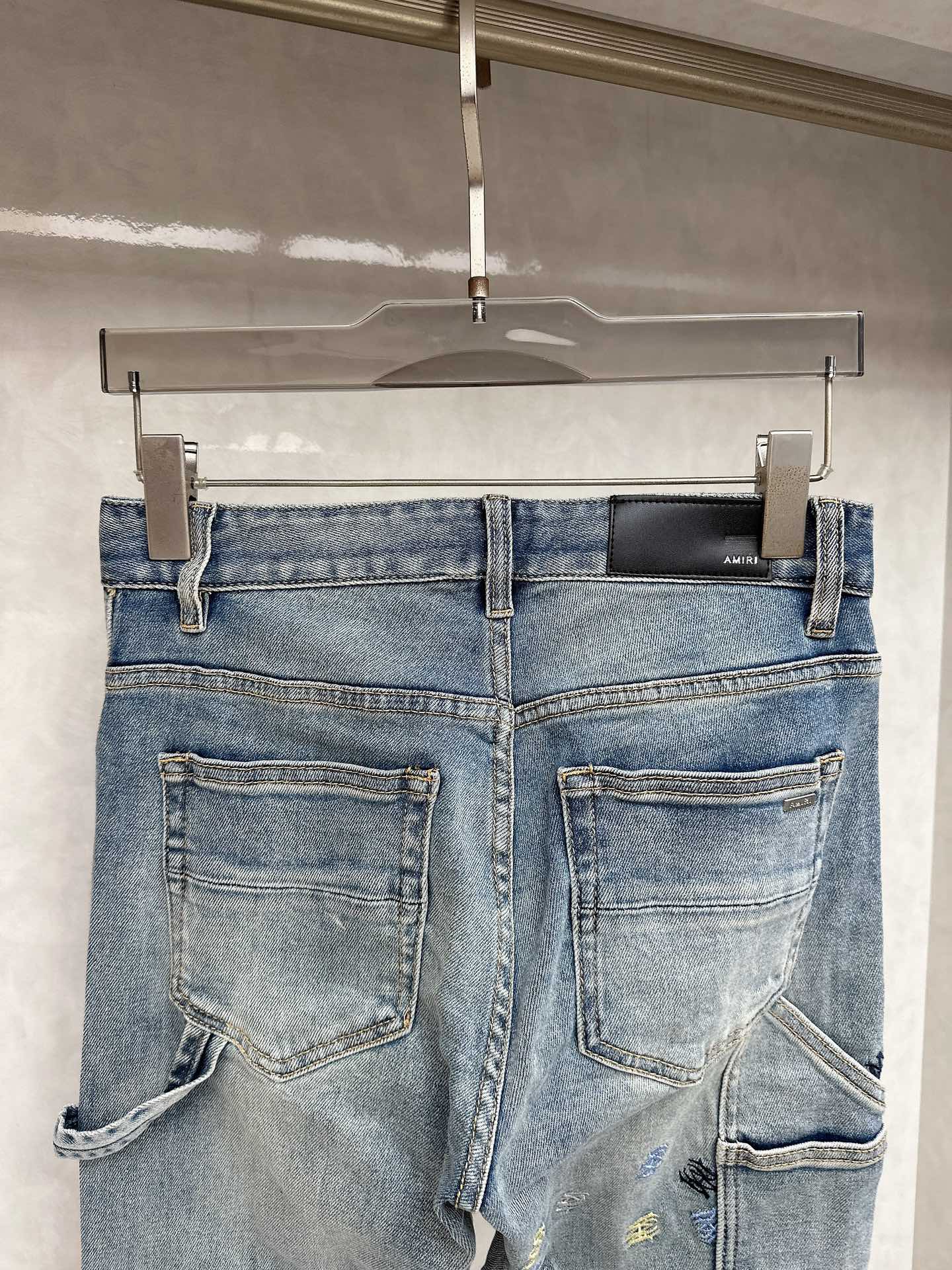 😊 2025秋冬🔥🔥新款现货上市，原单爆款牛仔裤👖超级定制款，原版五金，超级重工工艺，版型超赞👍细节做工