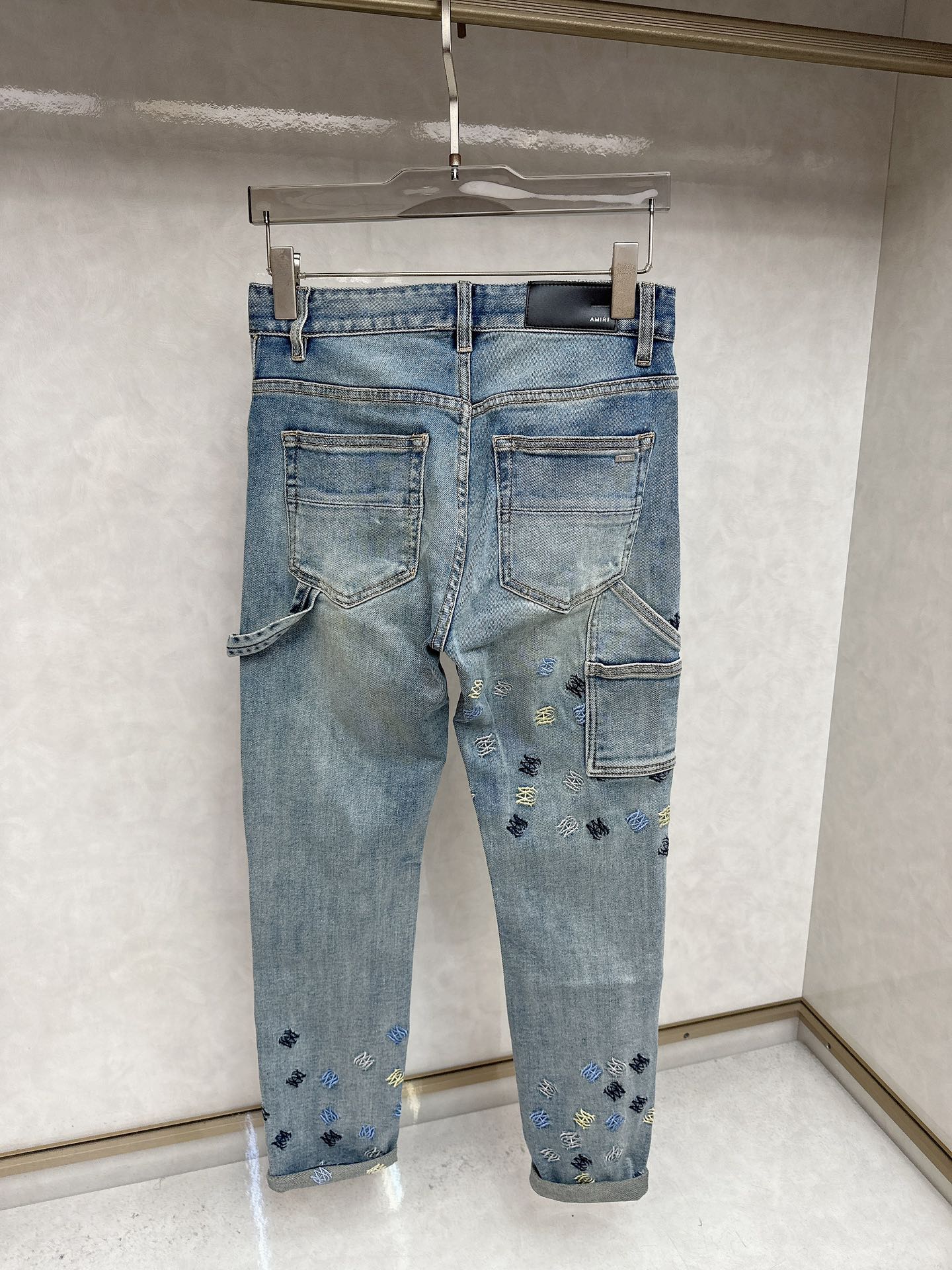 😊 2025秋冬🔥🔥新款现货上市，原单爆款牛仔裤👖超级定制款，原版五金，超级重工工艺，版型超赞👍细节做工