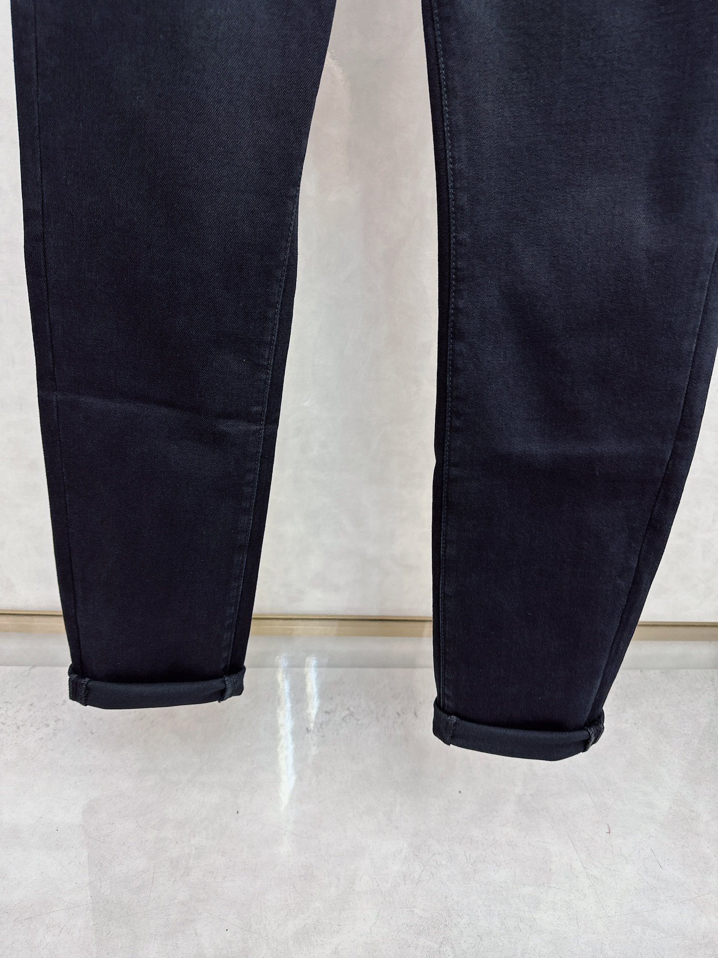 DG 2025秋冬🔥🔥新款现货上市，原单爆款牛仔裤👖超级定制款，原版五金，超级重工工艺，版型超赞👍细节做