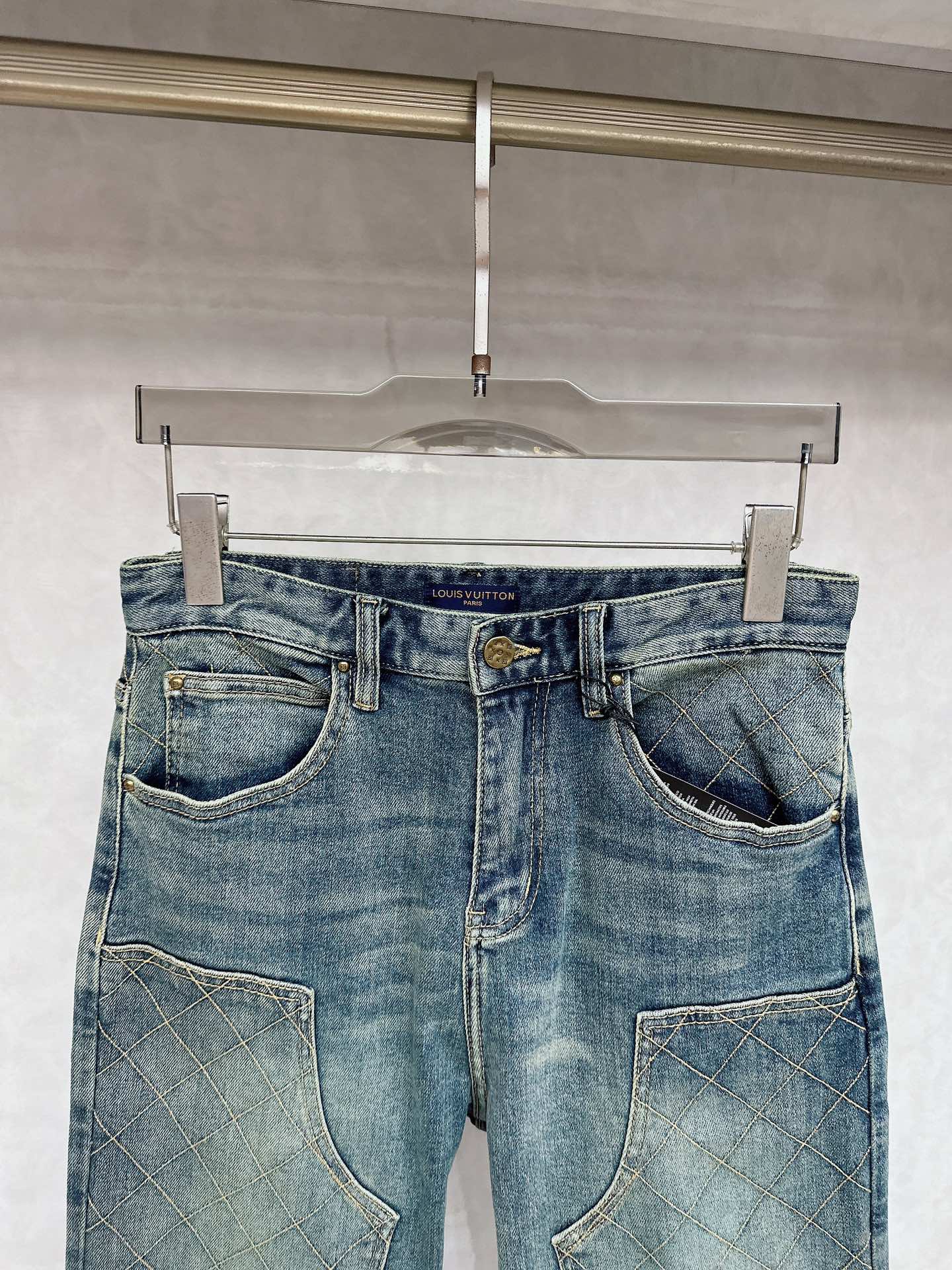 LV 2025秋冬🔥🔥新款现货上市，原单爆款牛仔裤👖超级定制款，原版五金，超级重工工艺，版型超赞👍细节做