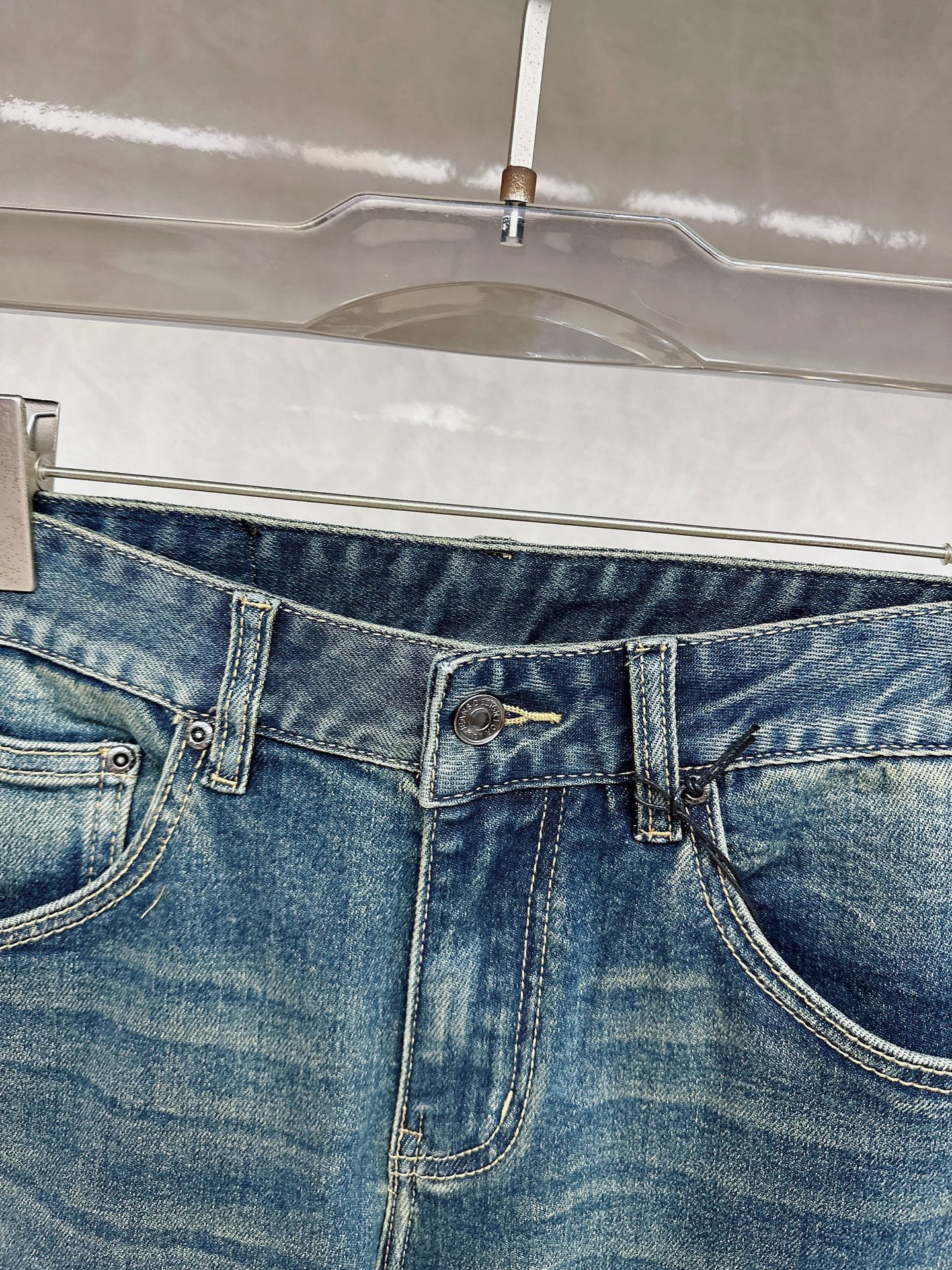 史蒂芬 2025秋冬🔥🔥新款现货上市，原单爆款牛仔裤👖超级定制款，原版五金，超级重工工艺，版型超赞👍细节