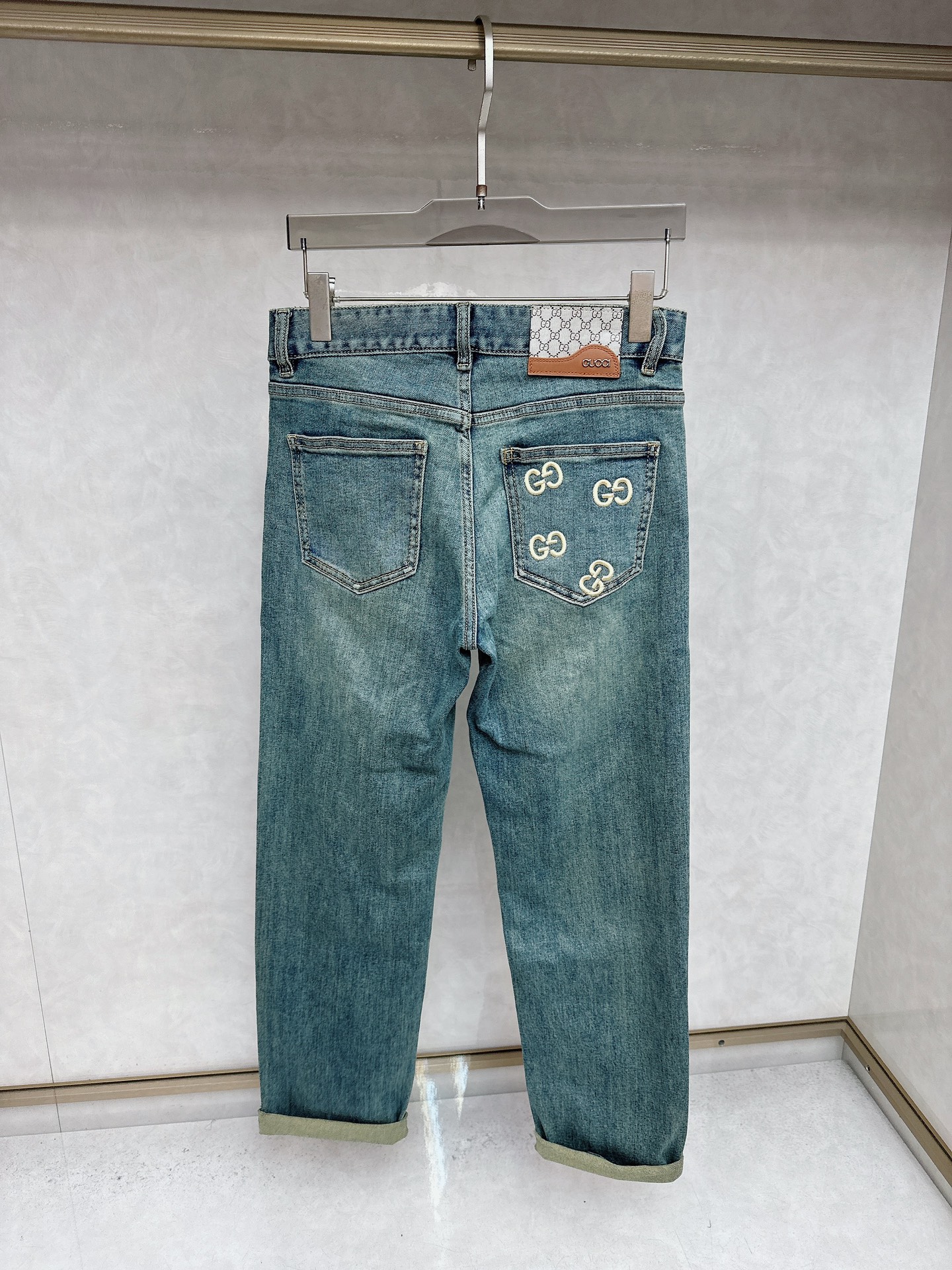 古奇 2025秋冬🔥🔥新款现货上市，原单爆款牛仔裤👖超级定制款，原版五金，超级重工工艺，版型超赞👍细节做