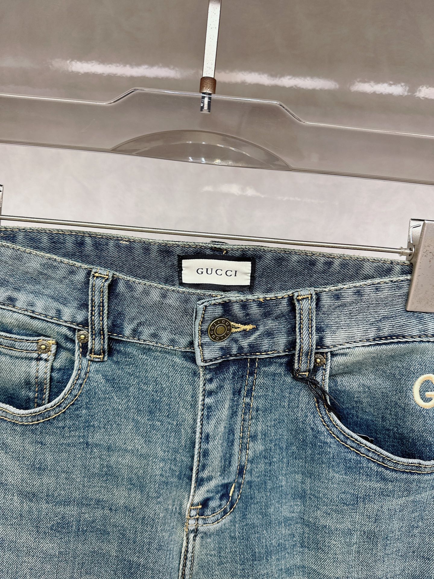 古奇 2025秋冬🔥🔥新款现货上市，原单爆款牛仔裤👖超级定制款，原版五金，超级重工工艺，版型超赞👍细节做