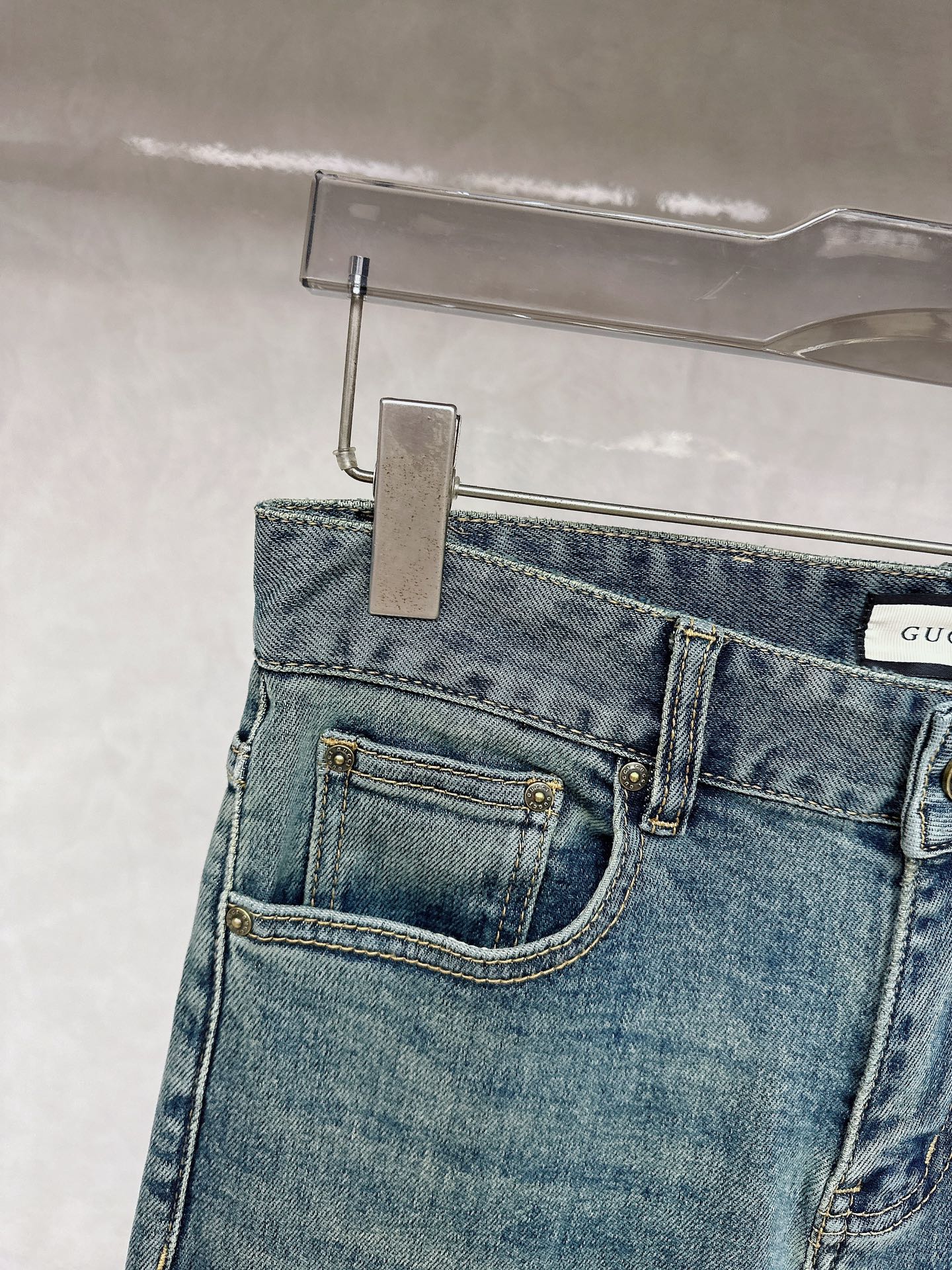 古奇 2025秋冬🔥🔥新款现货上市，原单爆款牛仔裤👖超级定制款，原版五金，超级重工工艺，版型超赞👍细节做