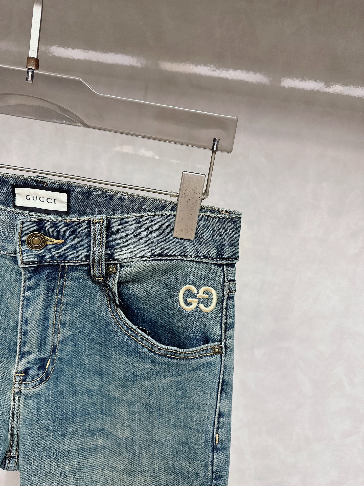 古奇 2025秋冬🔥🔥新款现货上市，原单爆款牛仔裤👖超级定制款，原版五金，超级重工工艺，版型超赞👍细节做